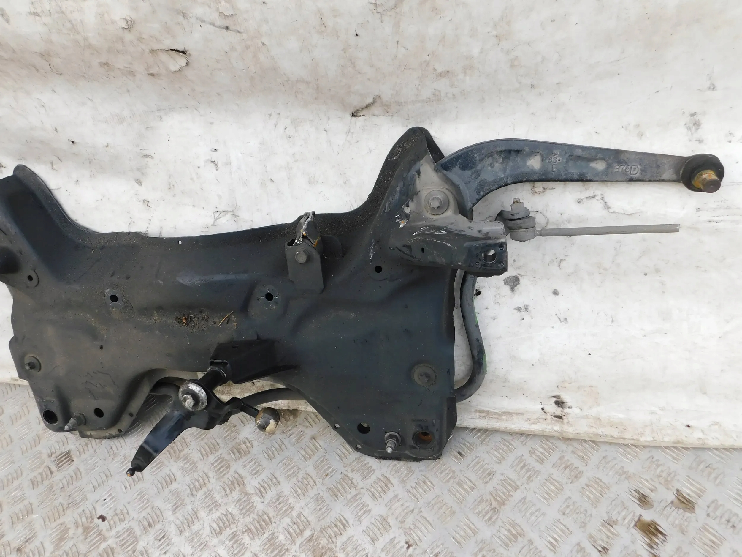 PREDNÁ NÁPRAVA PEUGEOT 206+ PLUS