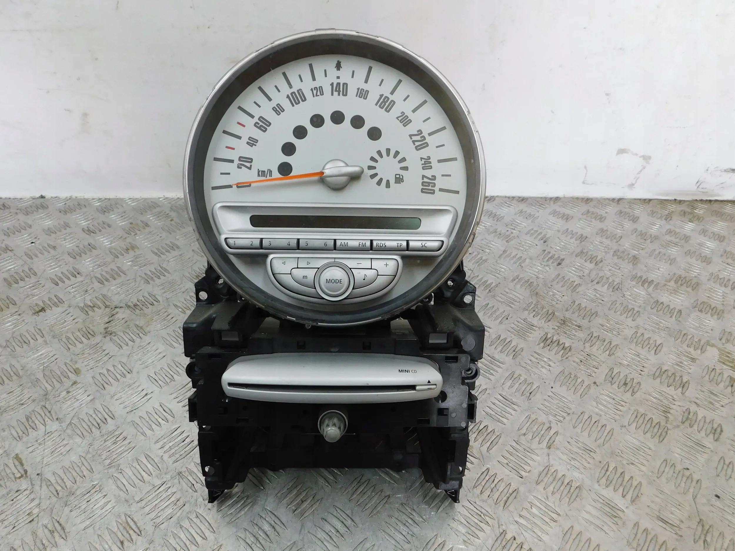 TACHOMETER BUDIKY MINI COOPER R56 1.4 VTI
