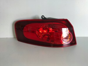 LAVE ZADNE SVETLO FIAT CROMA II 05- LAVE ZADNE SVETLO FIAT CROMA II 05-