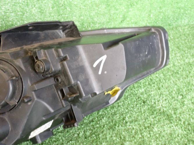 HYUNDAI I30 LIFT 20- LAVE PREDNE SVETLO 92101G4500