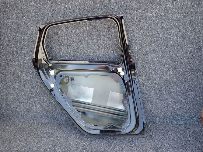 VOLVO V40 12- LAVE ZADNE DVERE