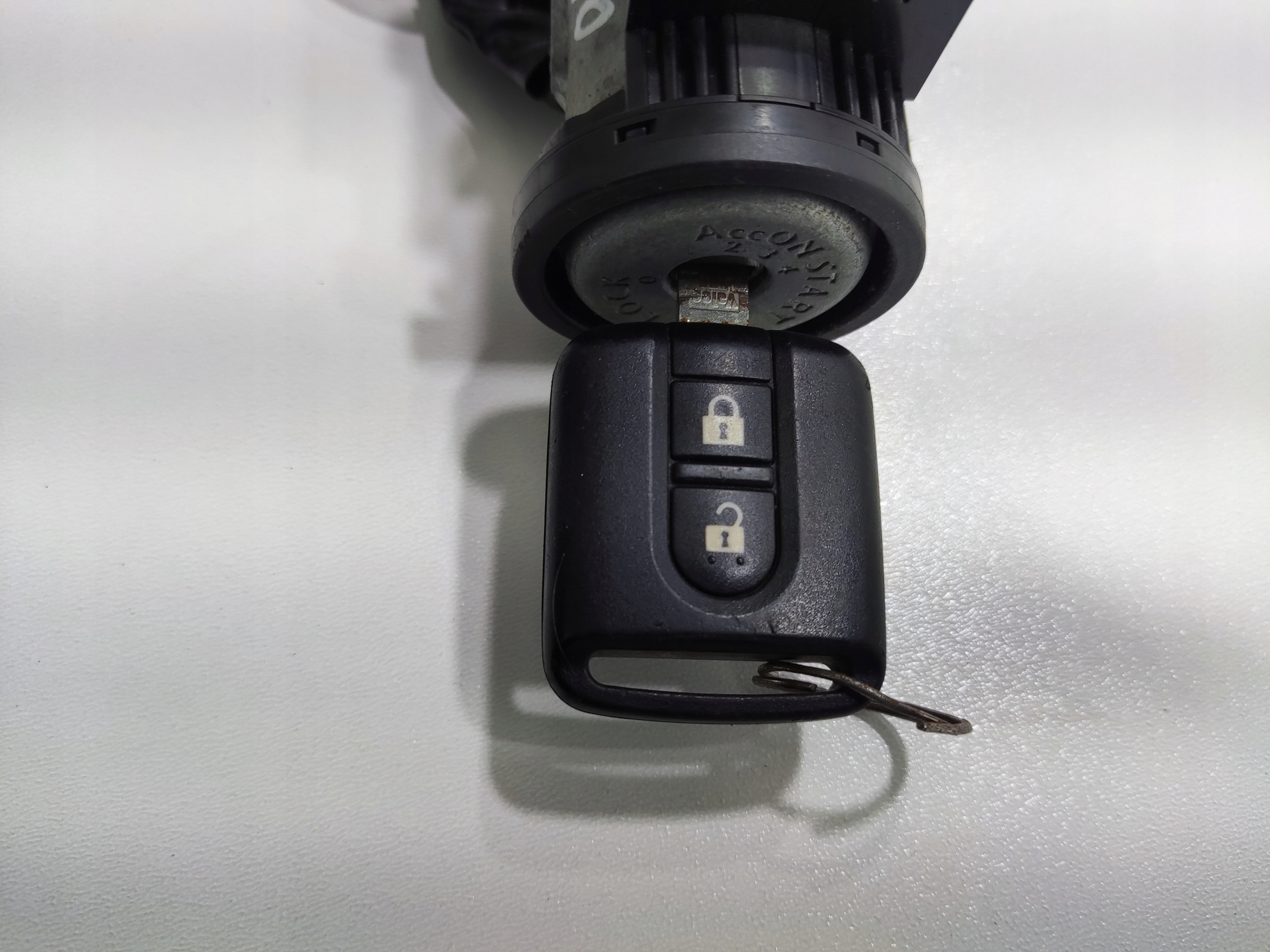 SPINACIA SKRINKA KLUCIK PILOT NISSAN NAVARA IV D23 NP300 2015-2022 EUROPA