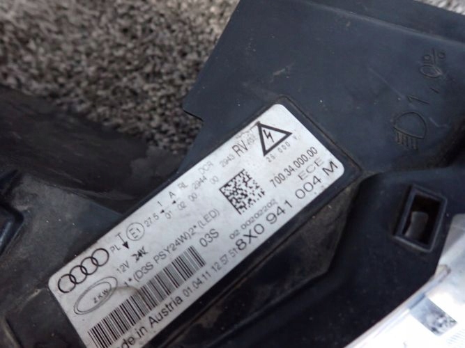 AUDI A1 XENON LED 10- PRAVE PREDNE SVETLO