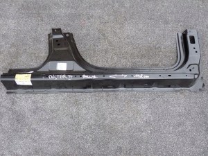 DACIA DUSTER II 17- PRAVY PRAH 142cm DACIA DUSTER II 17- PRAVY PRAH 142cm