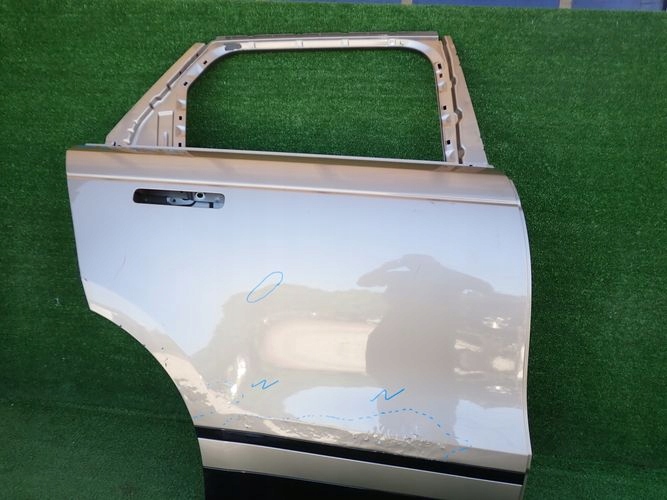 LAND ROVER VELAR 17- PRAVE ZADNE DVERE
