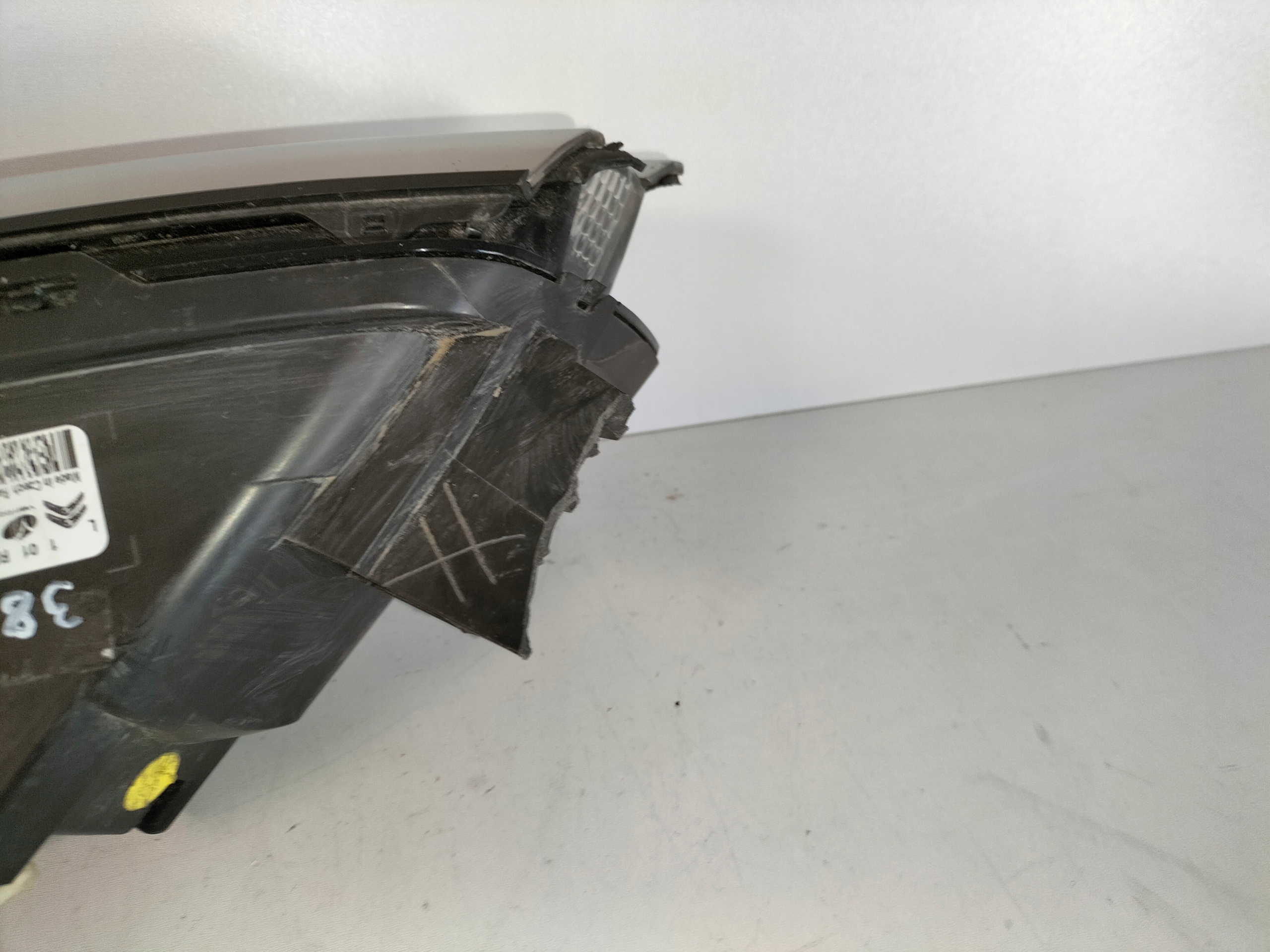 PREDNÉ SVETLO HMLOVKA DRL LAVA CITROEN C3 III 16-20