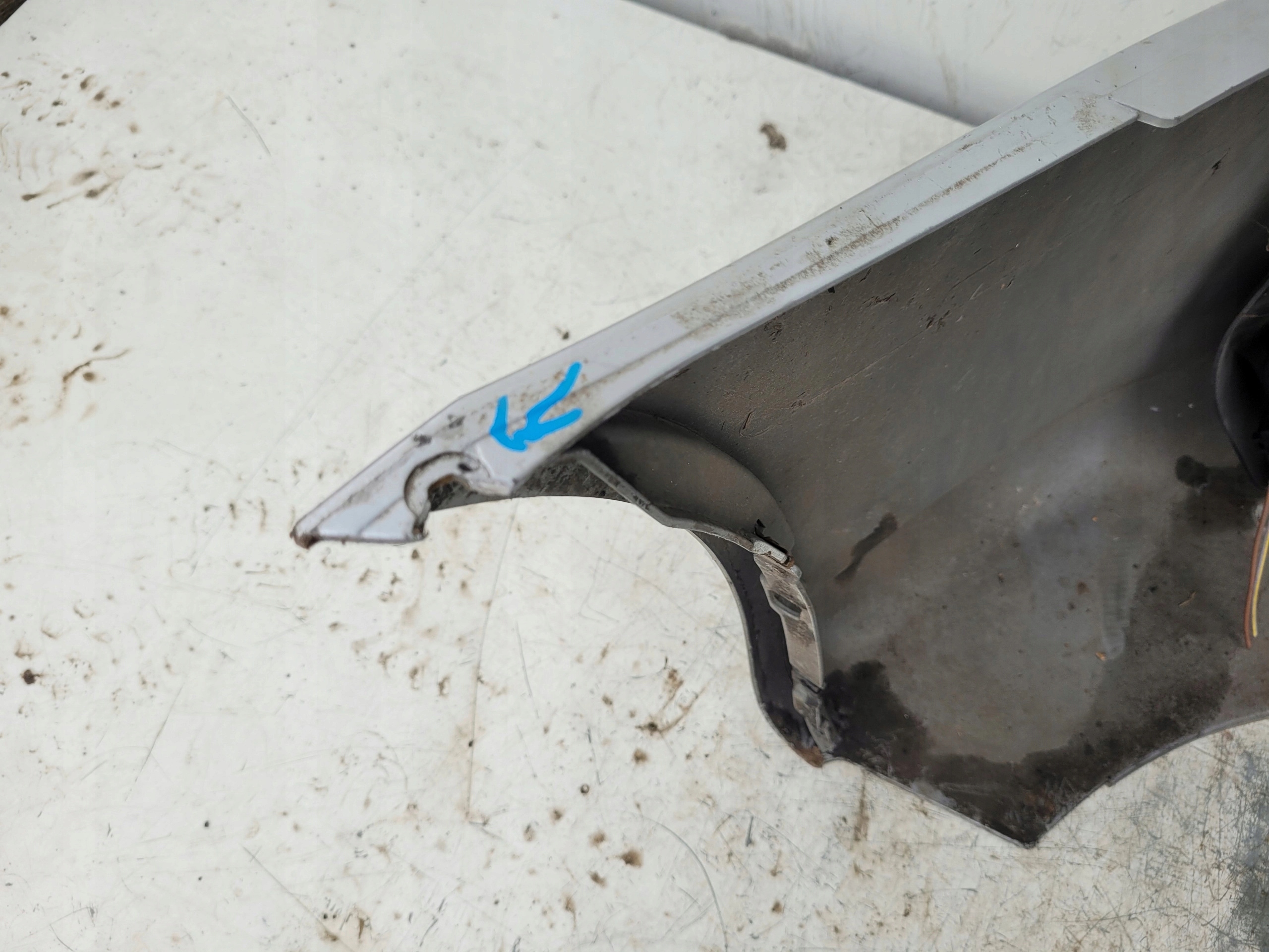 SKODA OCTAVIA II 2 RS PREDNÝ NÁRAZNÍK