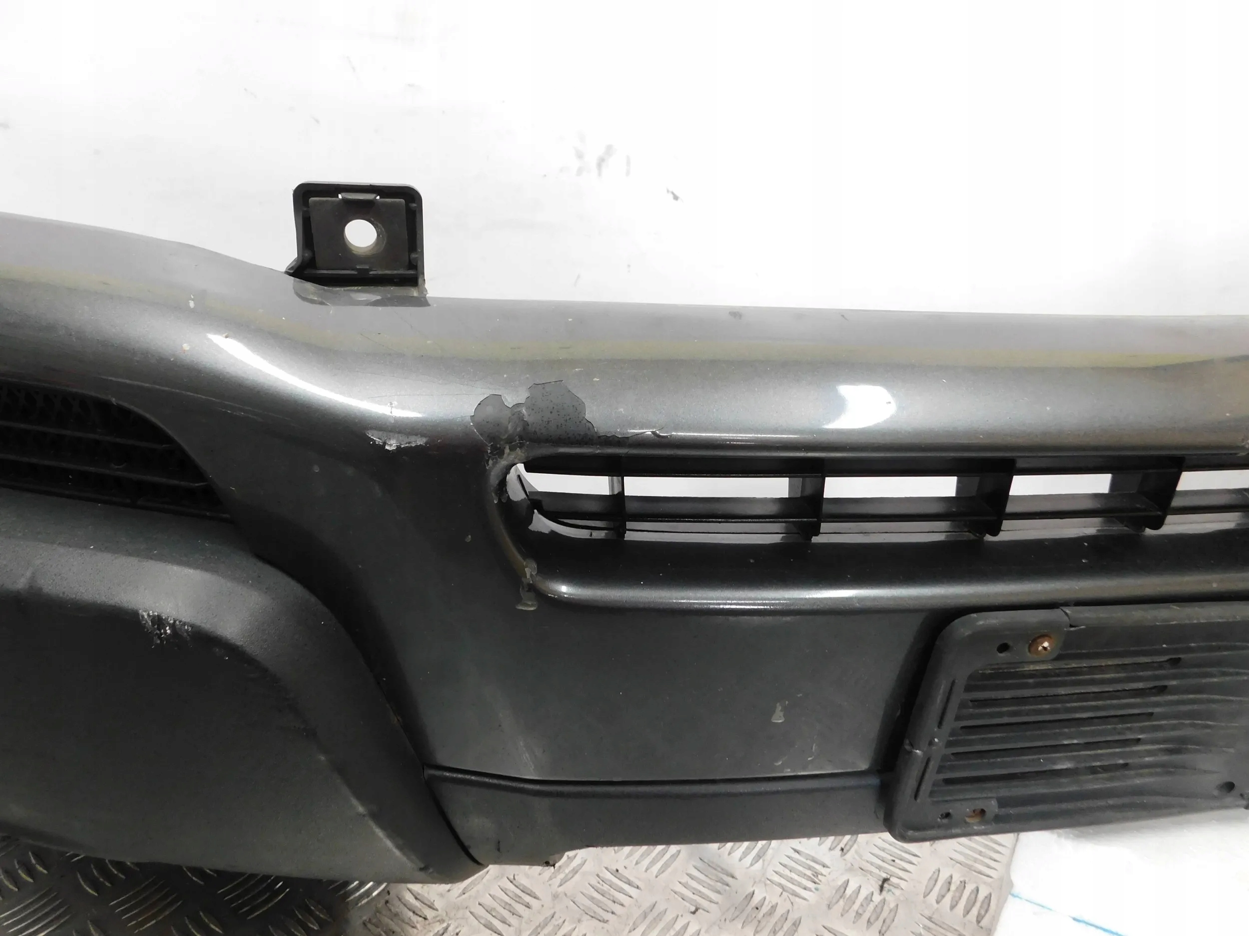 PREDNÝ NÁRAZNÍK VOLVO XC90