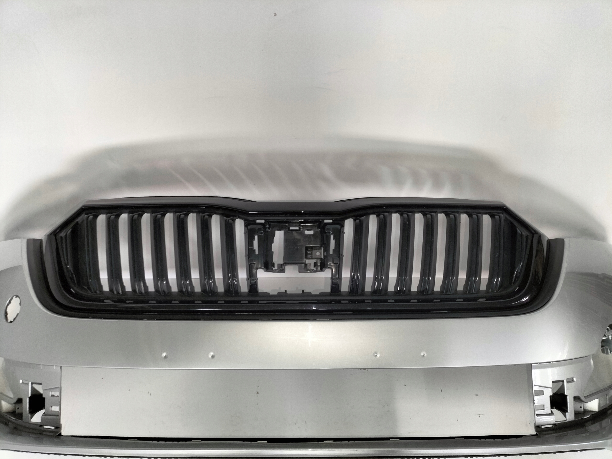 PREDNÝ NÁRAZNÍK SKODA OCTAVIA 4 IV 19-