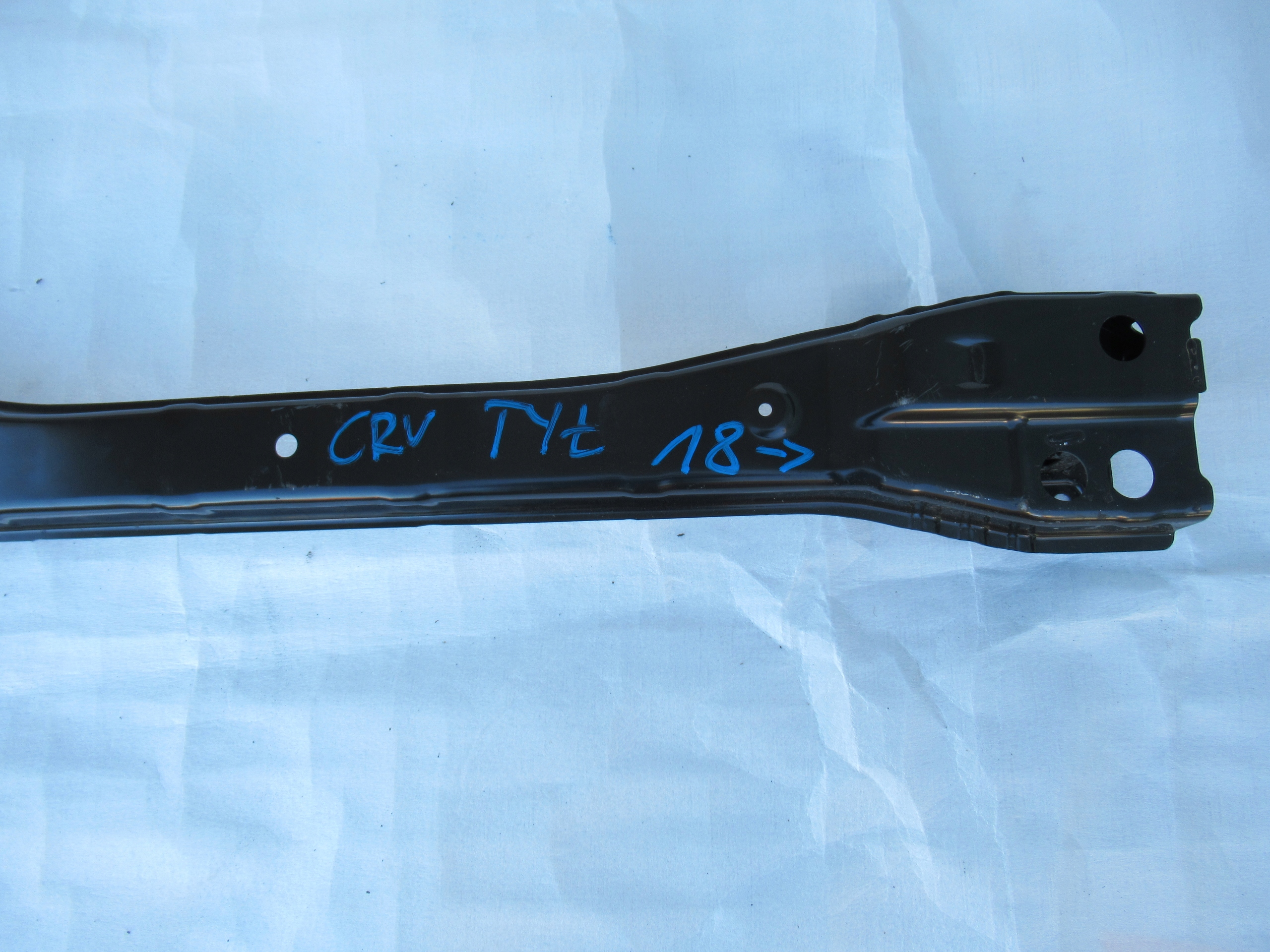 VYSTUHA ZADNEHO NARAZNIKA HONDA CRV 18-