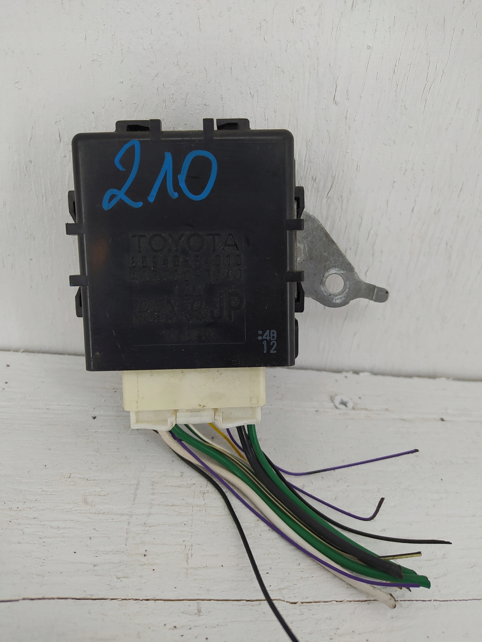 TOYOTA CHR CH-R MODUL STIERAČOV 85940-F4010