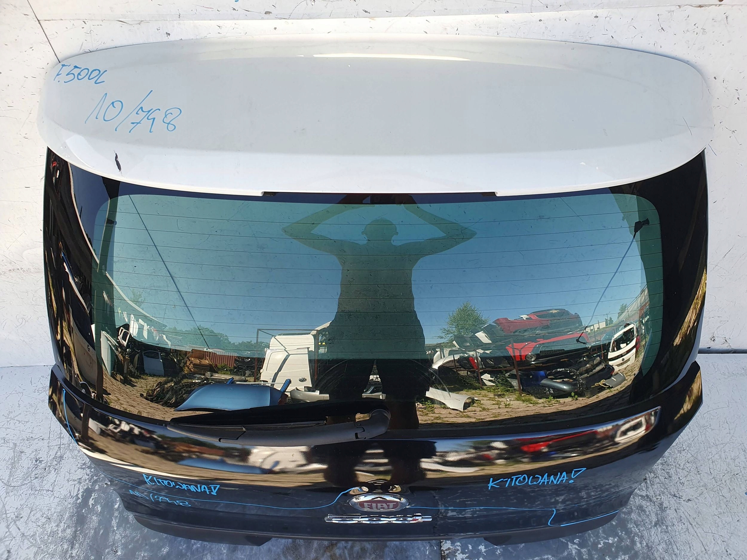 Fiat 500L ZADNA KAPOTA