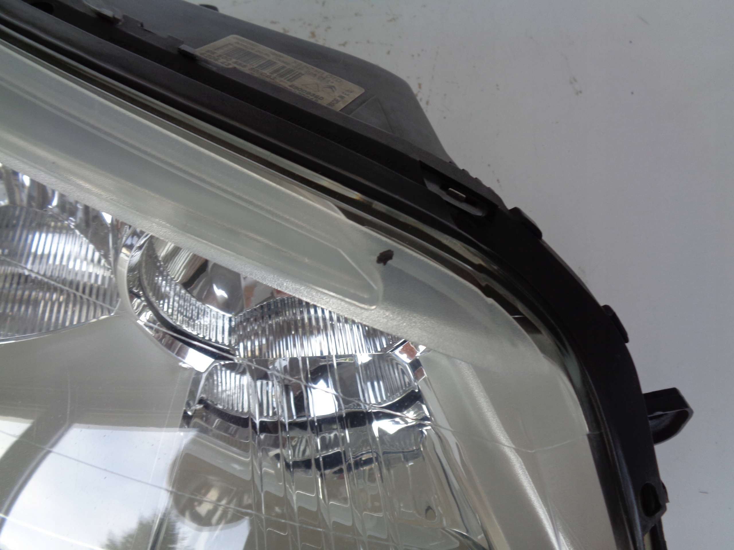 PRAVE PREDNE SVETLO CITROEN C5 04-08 LIFT