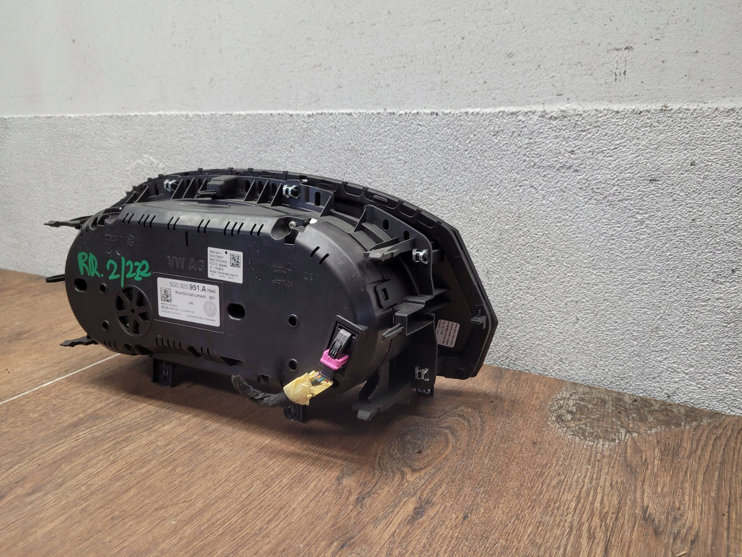 VW PASSAT B8 2.0 TDI 3G0920951A TACHOMETER BUDIKY GB VERZIA