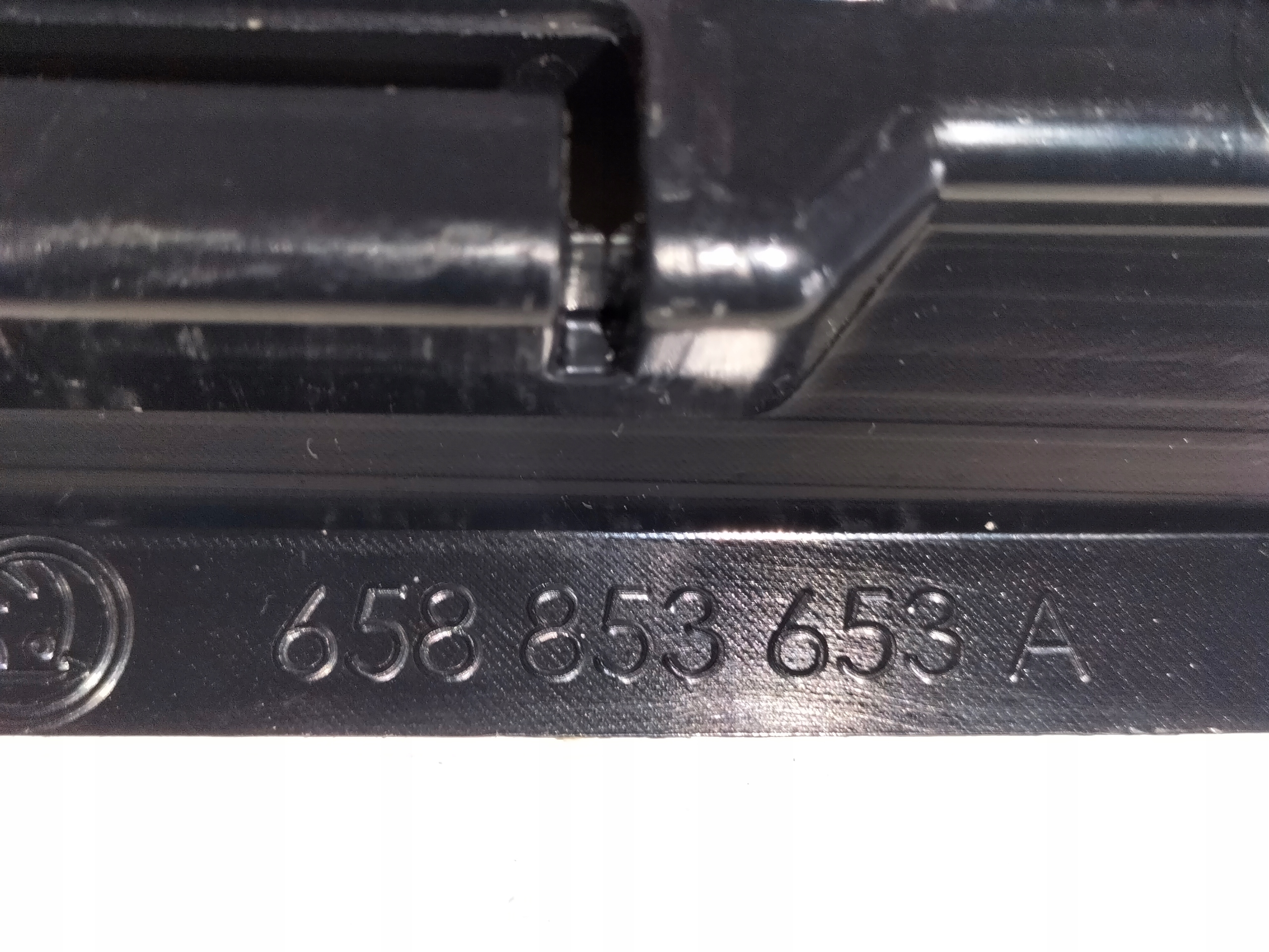 MRIEZKA LISTA SKODA KAMIQ 19-