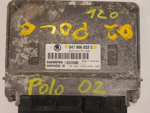 Volkswagen polo skoda 047906033C 5WP4420310 RIADIACA JEDNOTKA MOTORA Volkswagen polo skoda 047906033C 5WP4420310 RIADIACA JEDNOTKA MOTORA
