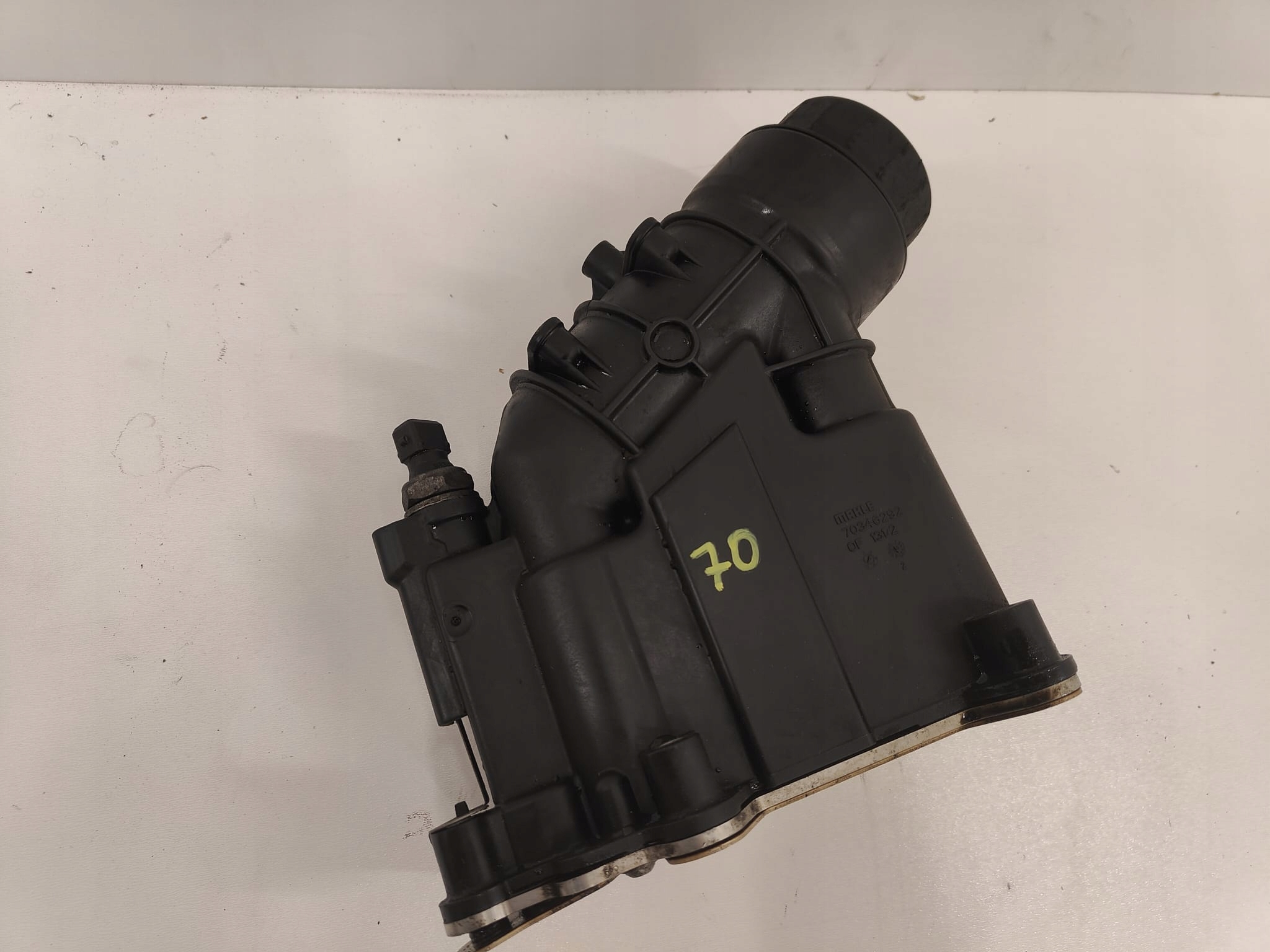 BMW 2.0d n47 oe 70346292 OBAL OLEJOVEHO FILTERA