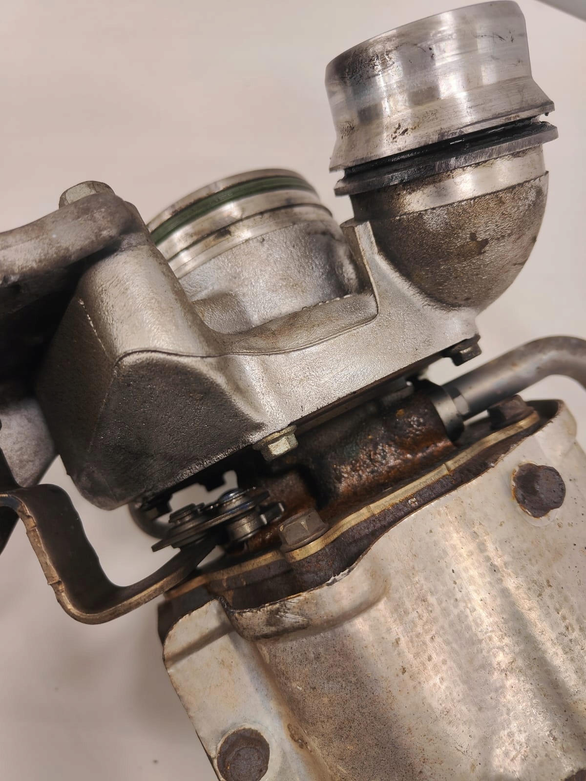 BMW n47 e87 e60 49135-05870 TURBO TURBO