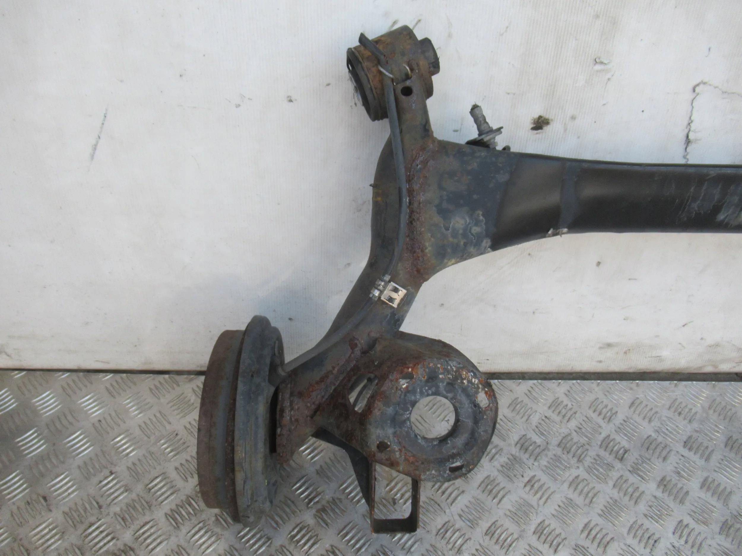 ZADNÁ NÁPRAVA SKODA FABIA II 2 KOMBI