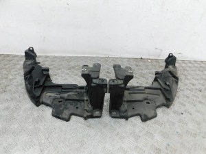 DRZIAK LAMPY OKULAR LAVA SVETLOA RENAULT MEGANE III 08- DRZIAK LAMPY OKULAR LAVA SVETLOA RENAULT MEGANE III 08-