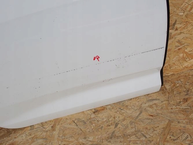 AUDI A6 C8 KOMBI 18- PRAVE ZADNE DVERE