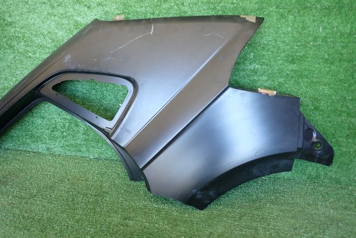 VW POLO 2G 17- LAVY ZADNY BLATNIK