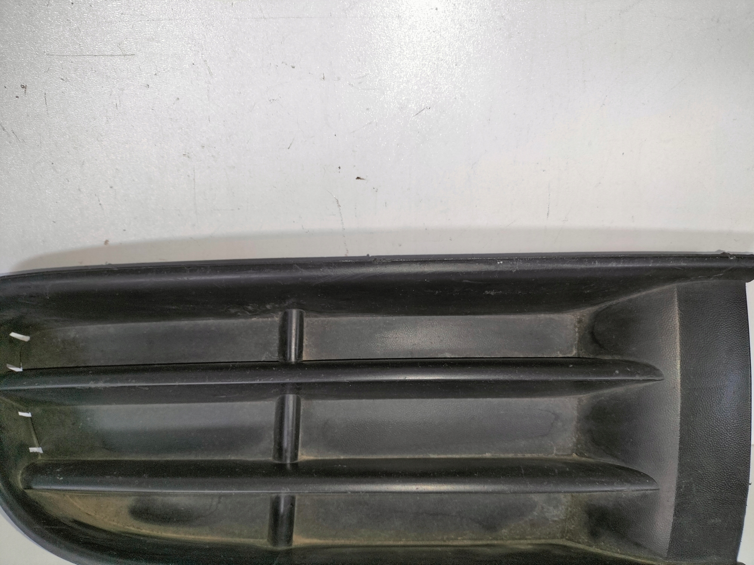 PRAVÁ LIŠTA MRIEŽKA NÁRAZNÍKA VW POLO IV 02-05