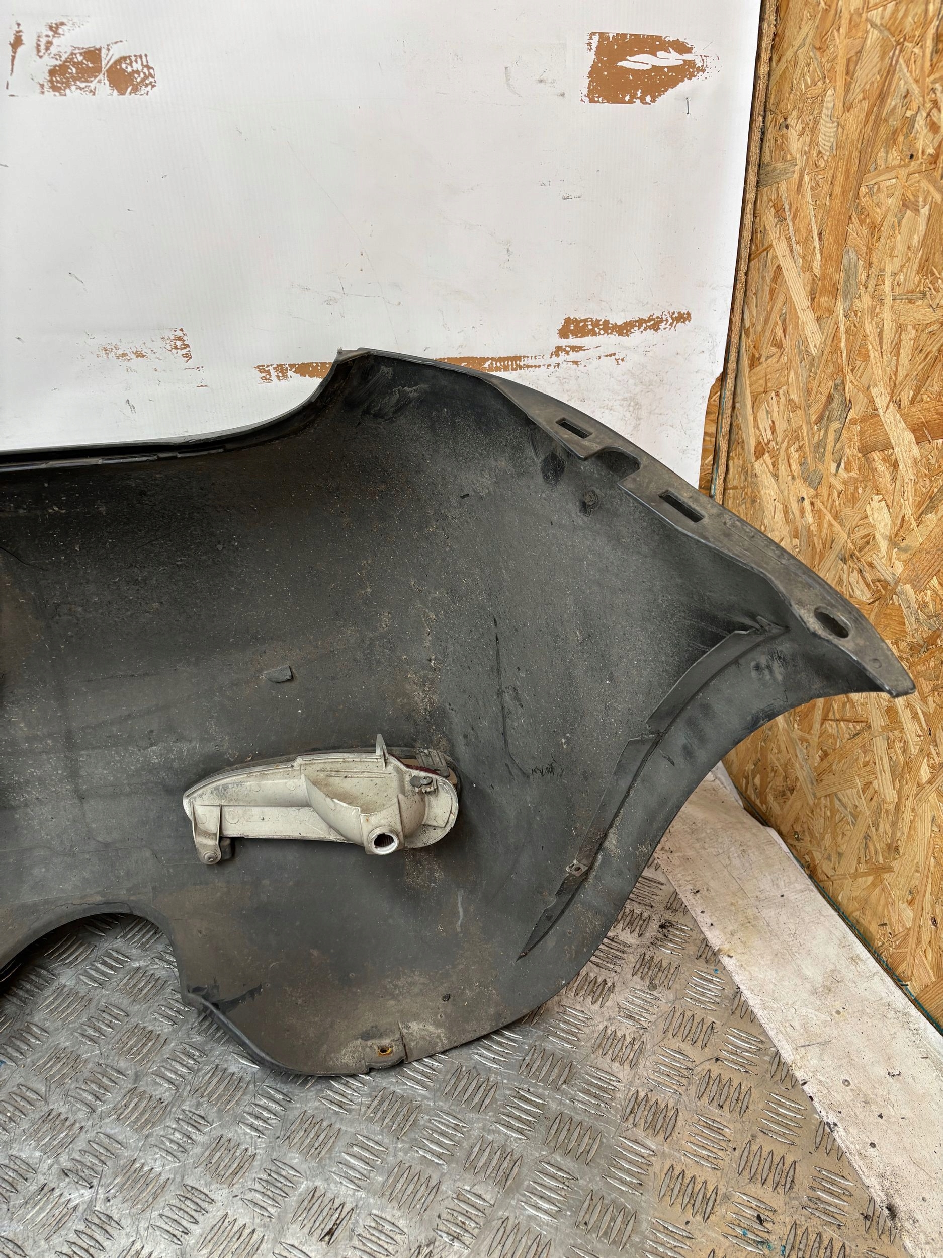 ZADNÝ NÁRAZNÍK FIAT PUNTO LIFT 12-