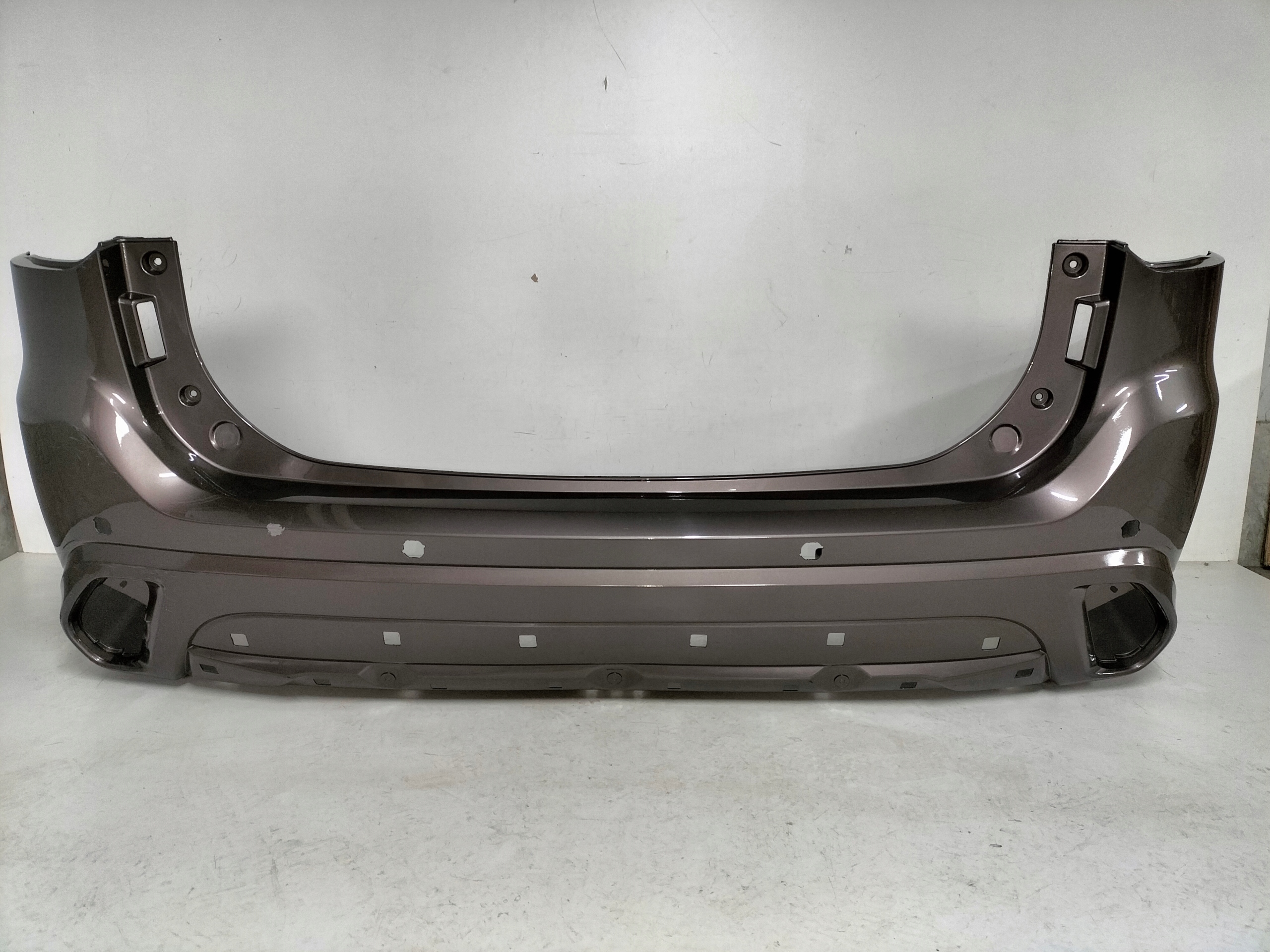 ZADNÝ NÁRAZNÍK MITSUBISHI OUTLANDER III LIFT 15-