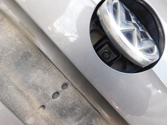 VW GOLF VII KOMBI 12- ZADNÁ KAPOTA KAMERA