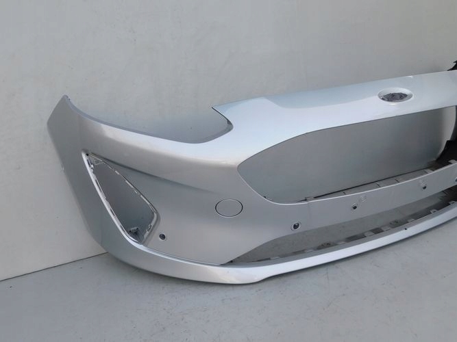 FORD FIESTA MK8 VIII 17- PREDNÝ NÁRAZNÍK