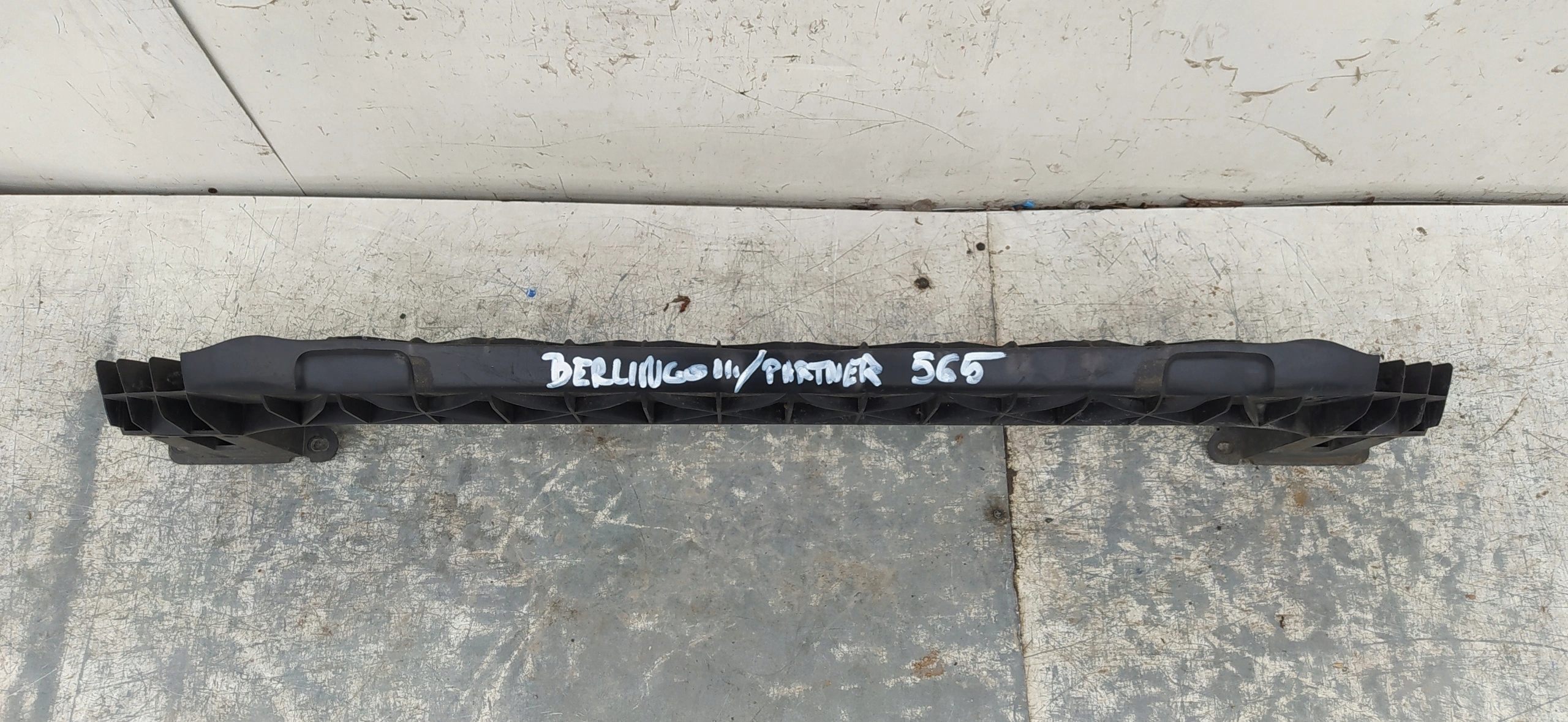 PEUGEOT PARTNER 3 CITROEN BERLINGO III SPODNA VÝSTUHA PREDNÉHO NÁRAZNÍKA 968058