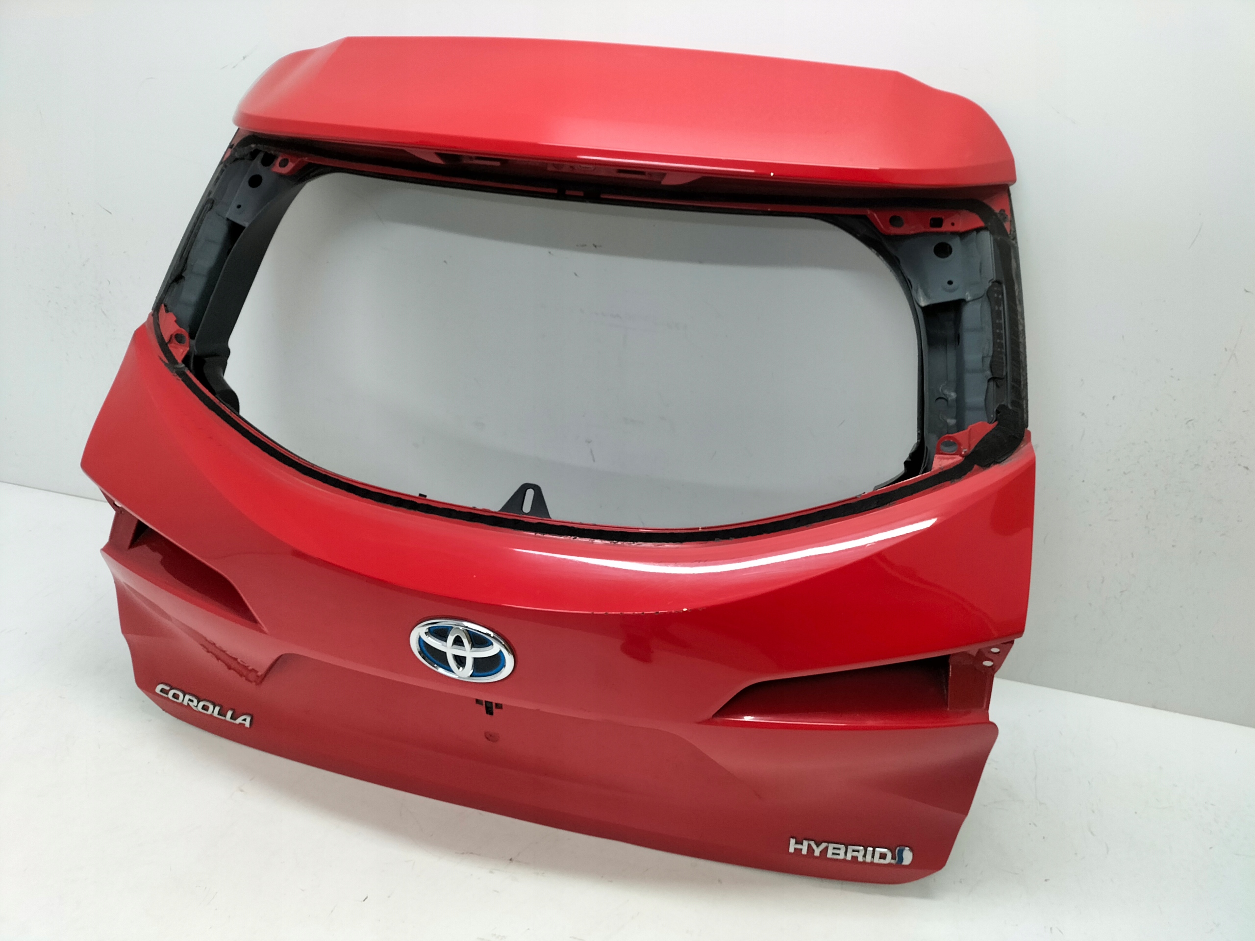 ZADNÁ KAPOTA TOYOTA COROLLA E21 18- KOMBI