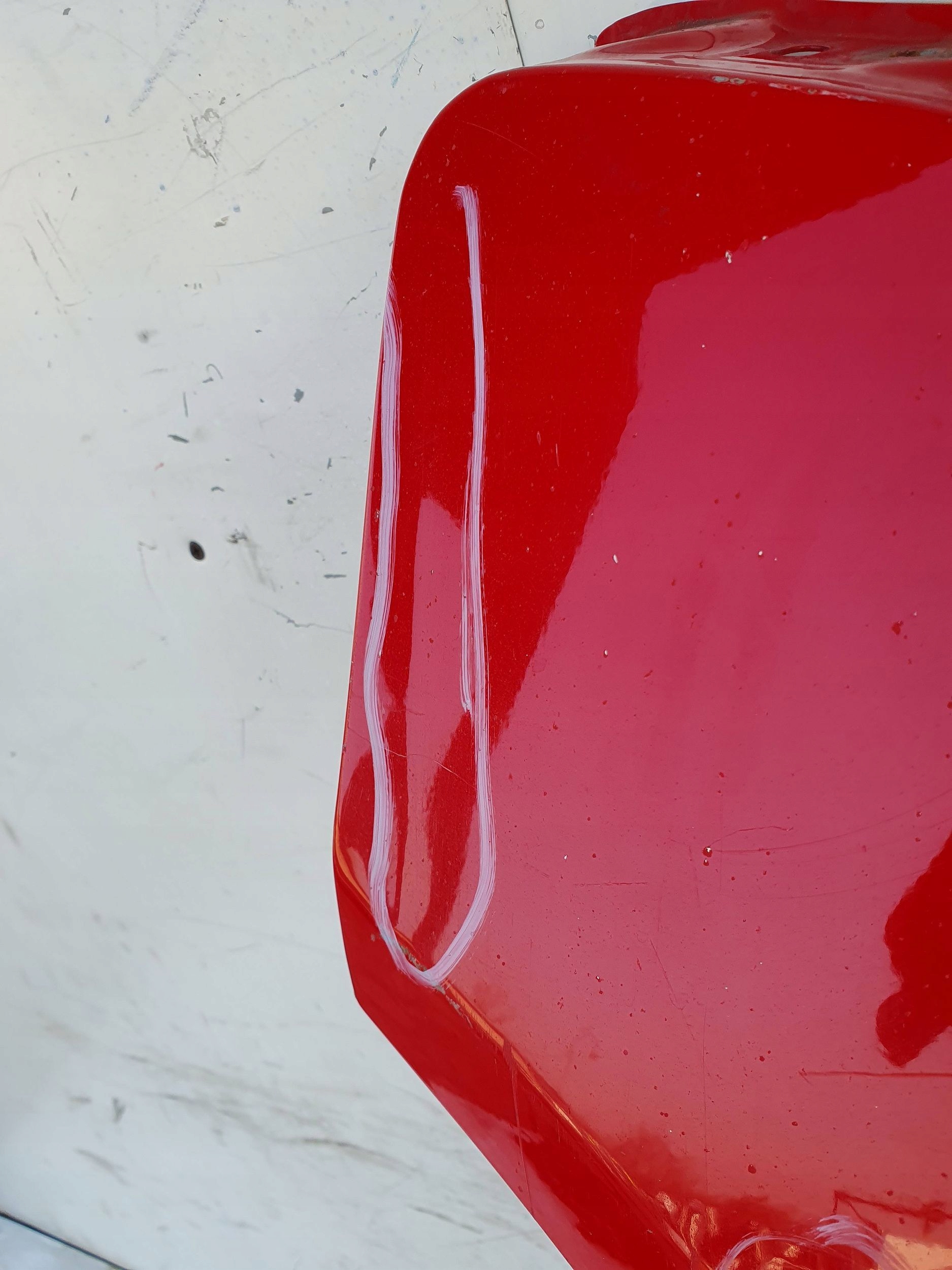 Audi A5 8T ĽAVÝ PREDNÝ BLATNÍK