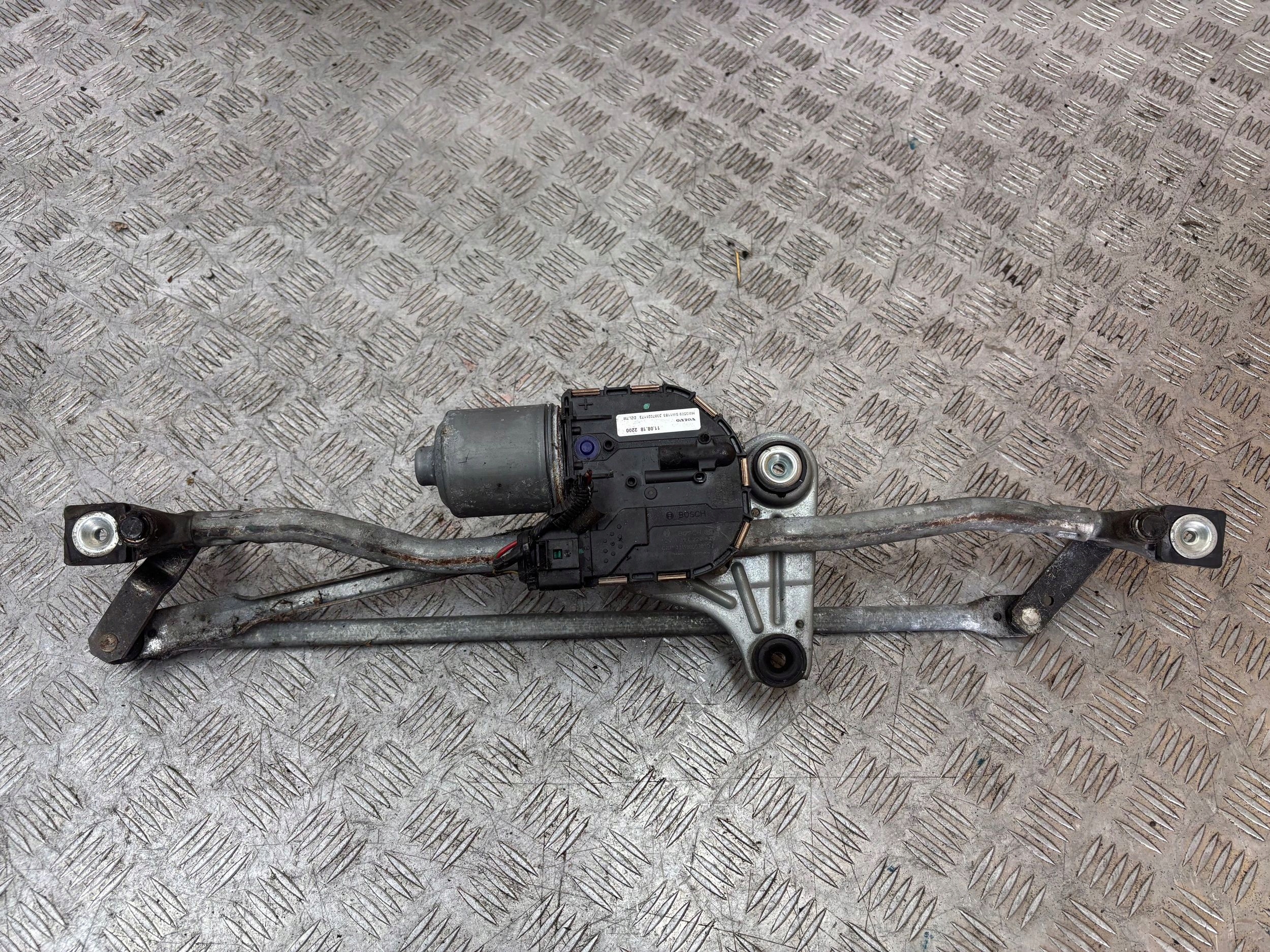 MECHANIZMUS STIERACOV  VOLVO V60 10-
