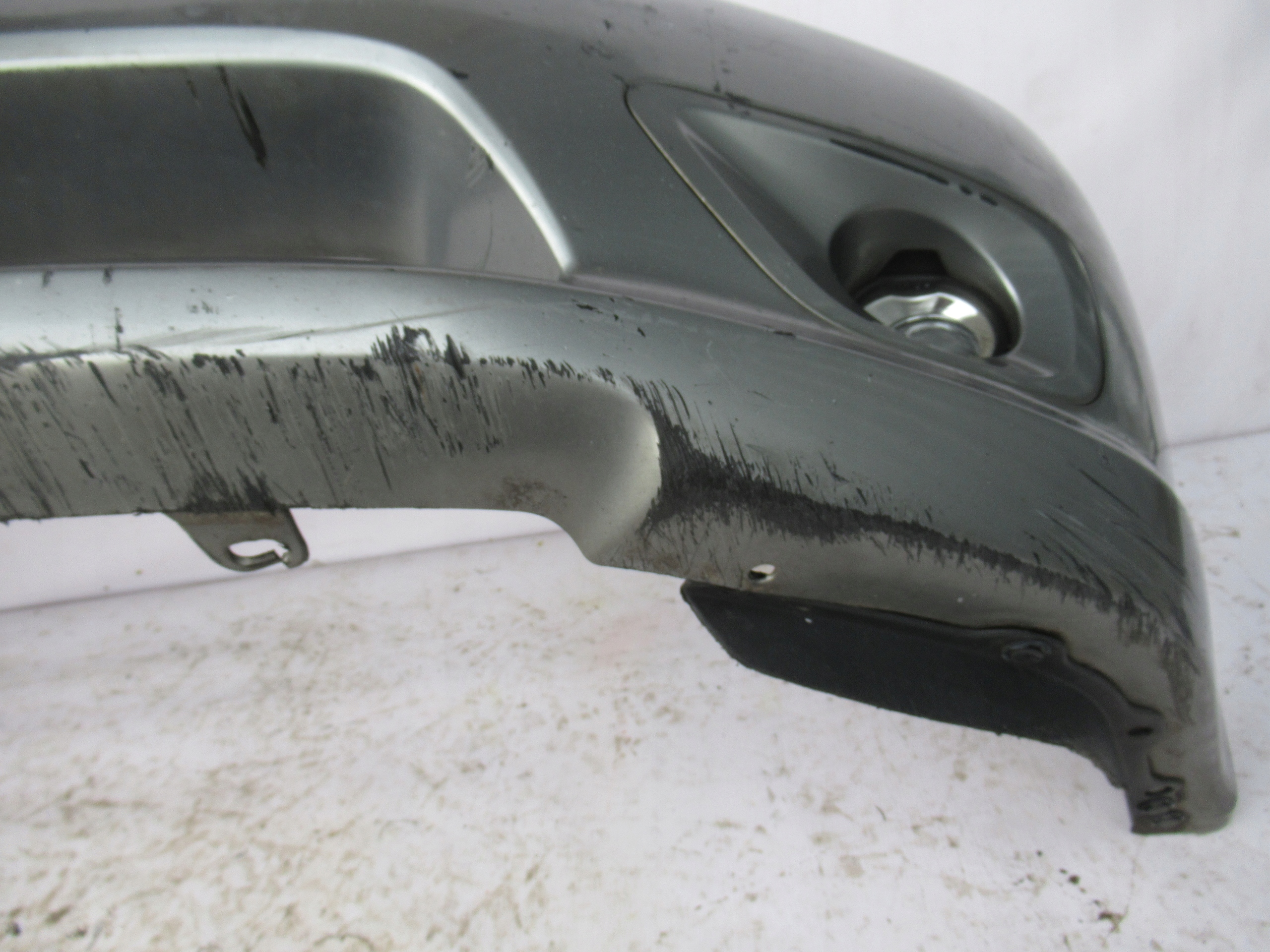 PREDNÝ NÁRAZNÍK SUBARU LEGACY 07-