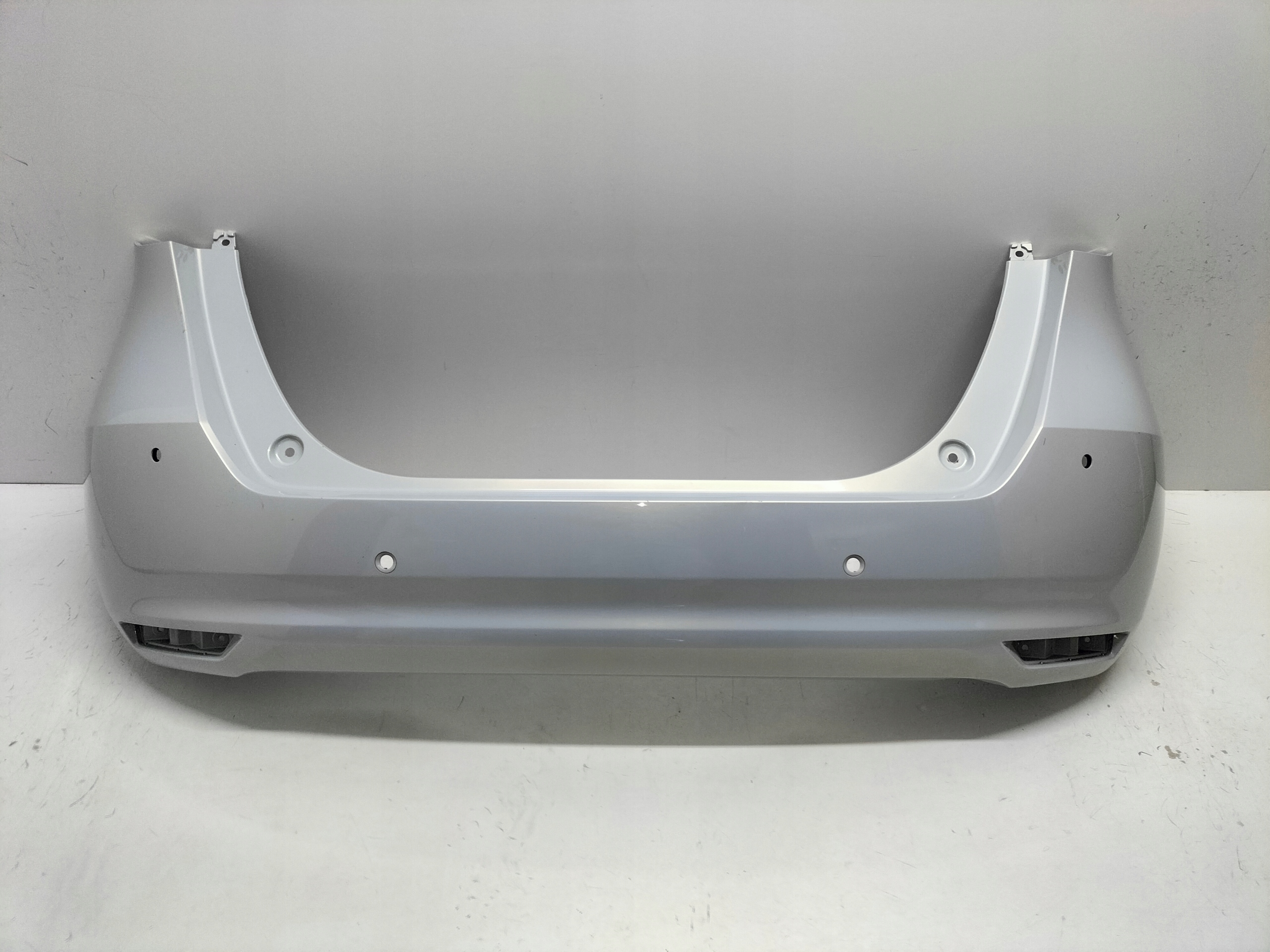 ZADNÝ NÁRAZNÍK HONDA JAZZ V 20-
