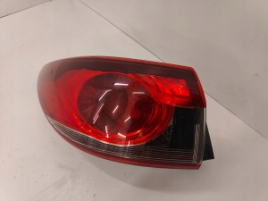 Mazda 6gj oe 220-41957 ghk1-51150 LAVE ZADNE SVETLO Mazda 6gj oe 220-41957 ghk1-51150 LAVE ZADNE SVETLO