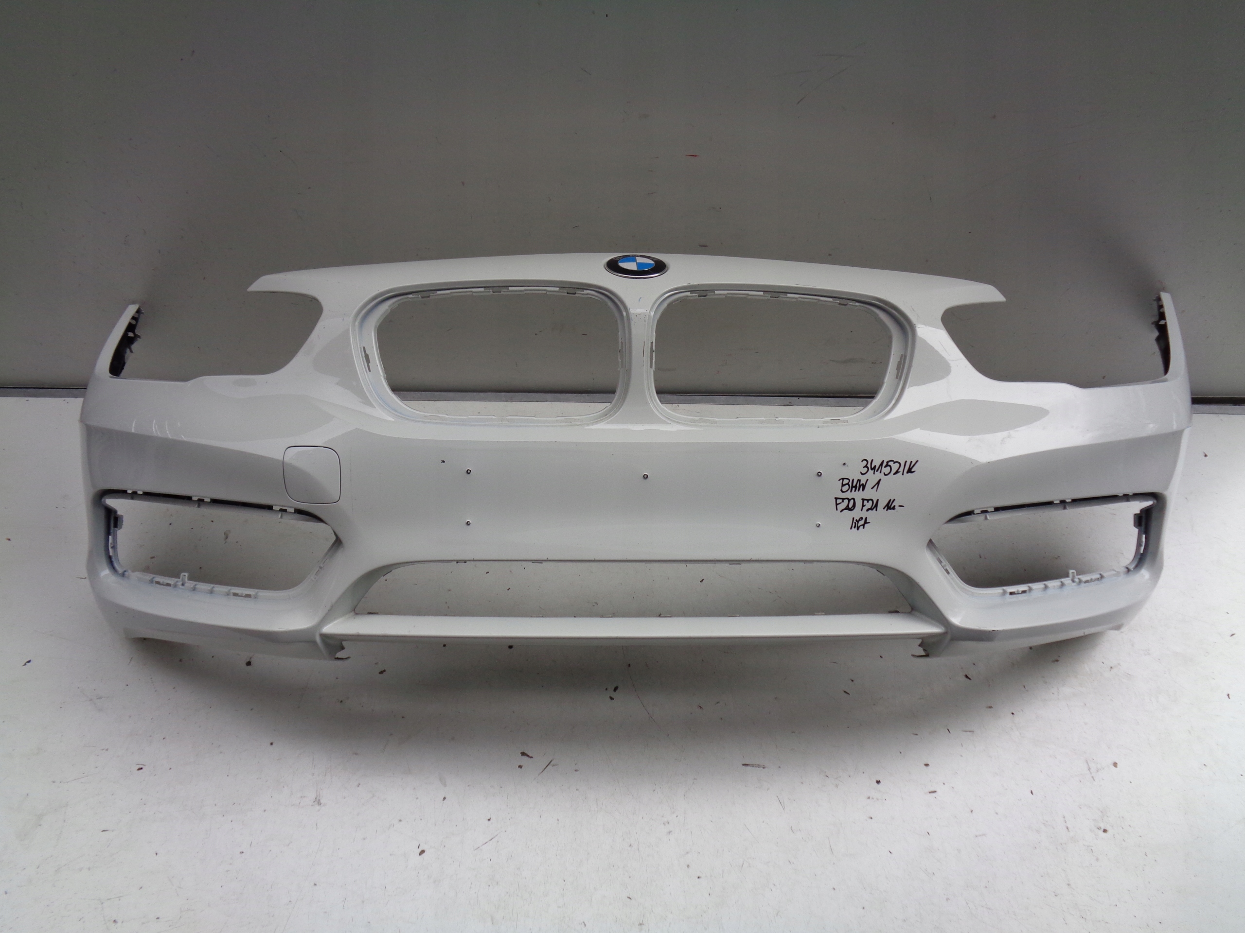PREDNÝ NÁRAZNÍK BMW 1 F20 F21 14- LIFT NR 34152