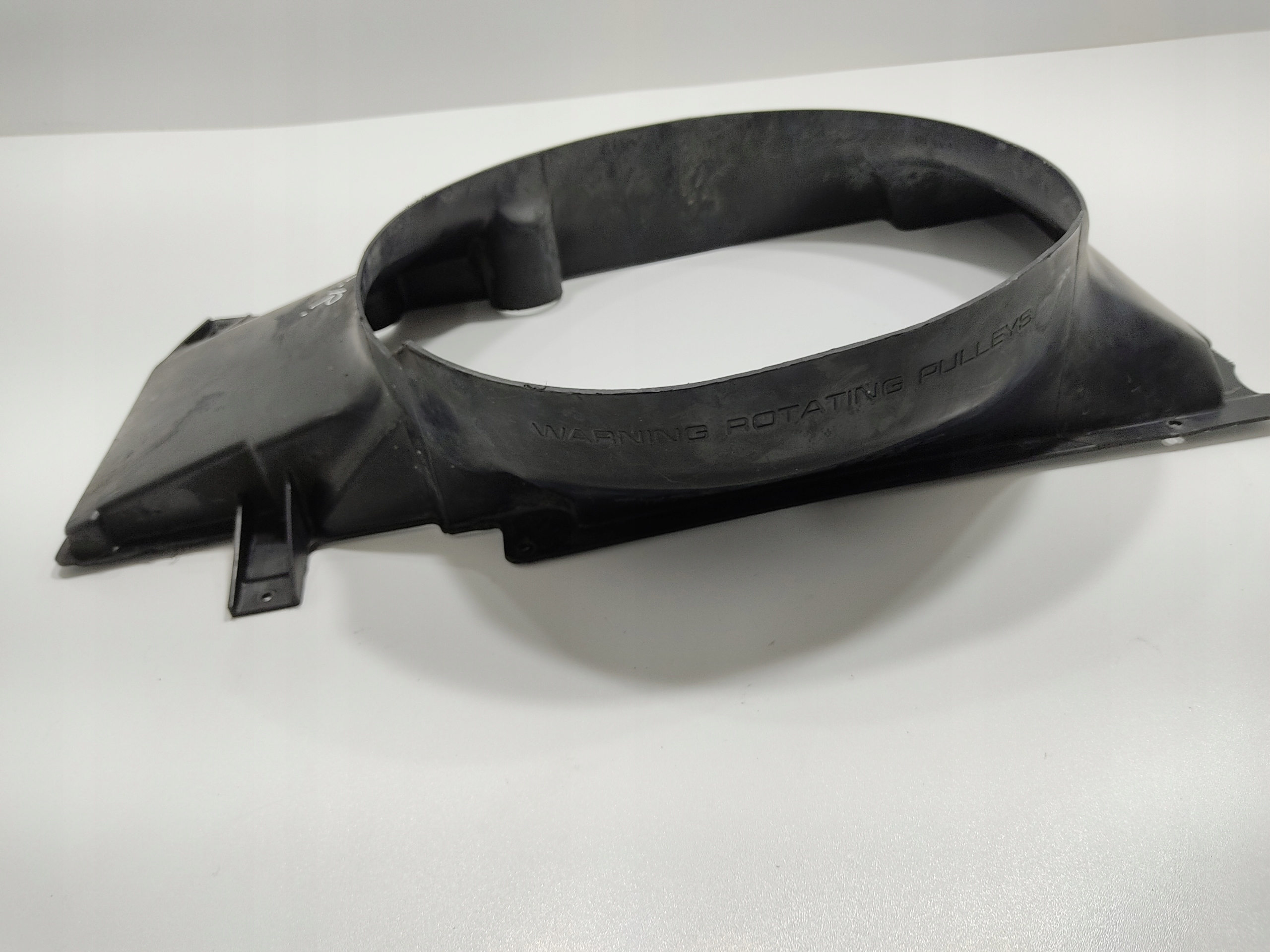 KRYT CHLADIČA VENTILÁTORA LAND ROVER RANGE ROVER I CLASSIC 2.5 D ESR0157