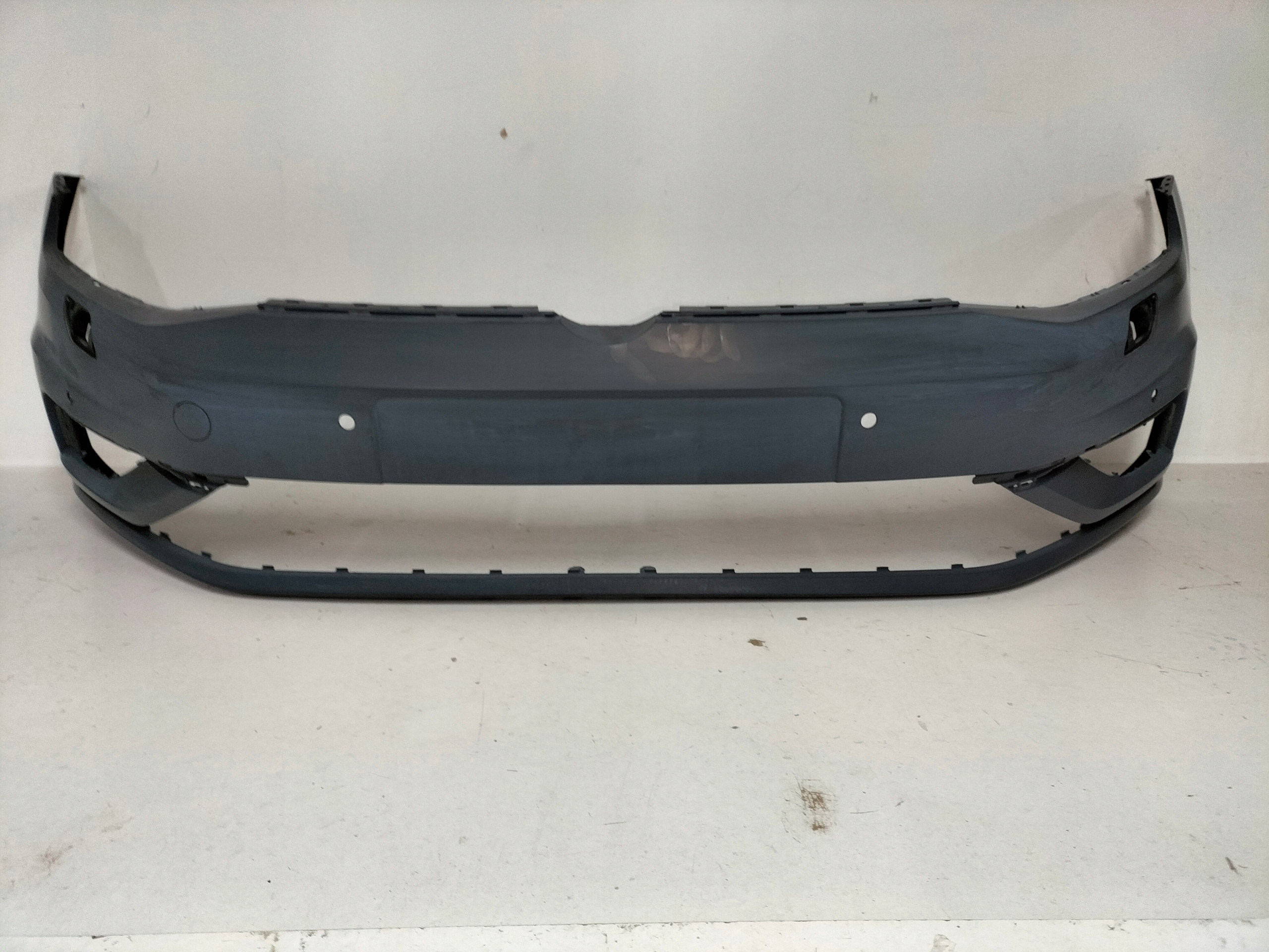 PREDNÝ NÁRAZNÍK VW GOLF 7 VII LIFT 17-