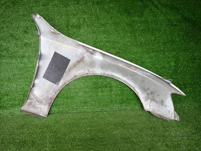 AUDI A4 B8 08-12 ĽAVÝ PREDNÝ BLATNÍK