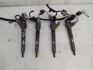 SKODA OCTAVIA III 1.6 TDI VSTREKOVACIA TRYSKA 0445110477 04L130277AJ SKODA OCTAVIA III 1.6 TDI VSTREKOVACIA TRYSKA 0445110477 04L130277AJ