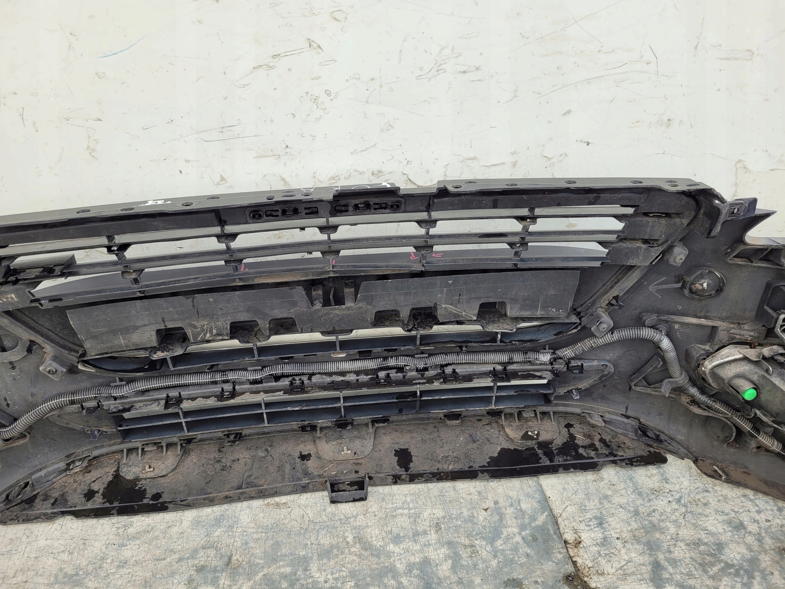 PEUGEOT 508 PREDNÝ NÁRAZNÍK