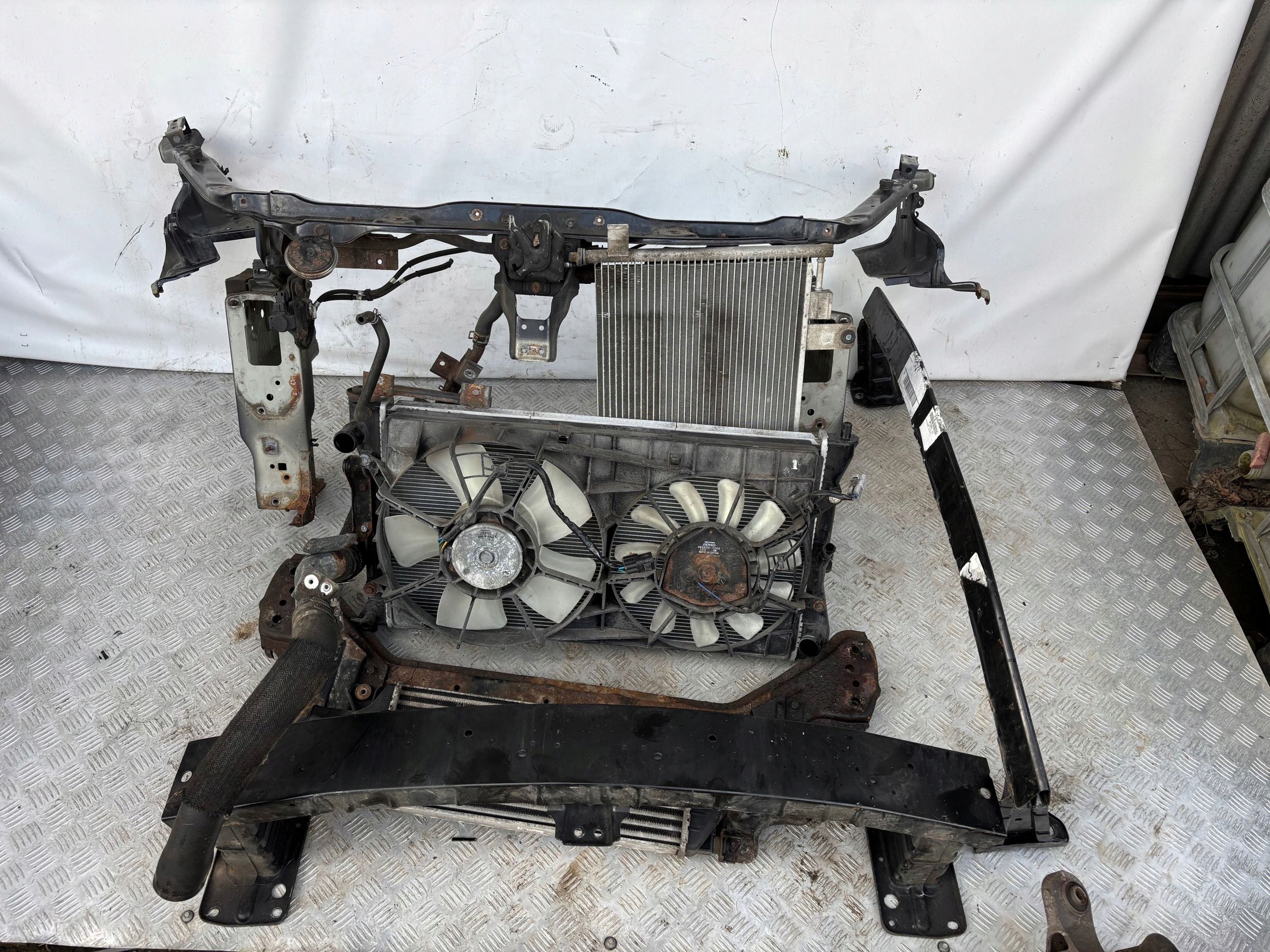 PREDNÉ PÁS VÝSTUHA CHLADIČE FIAT SEDICI SX4 2.0 JTD