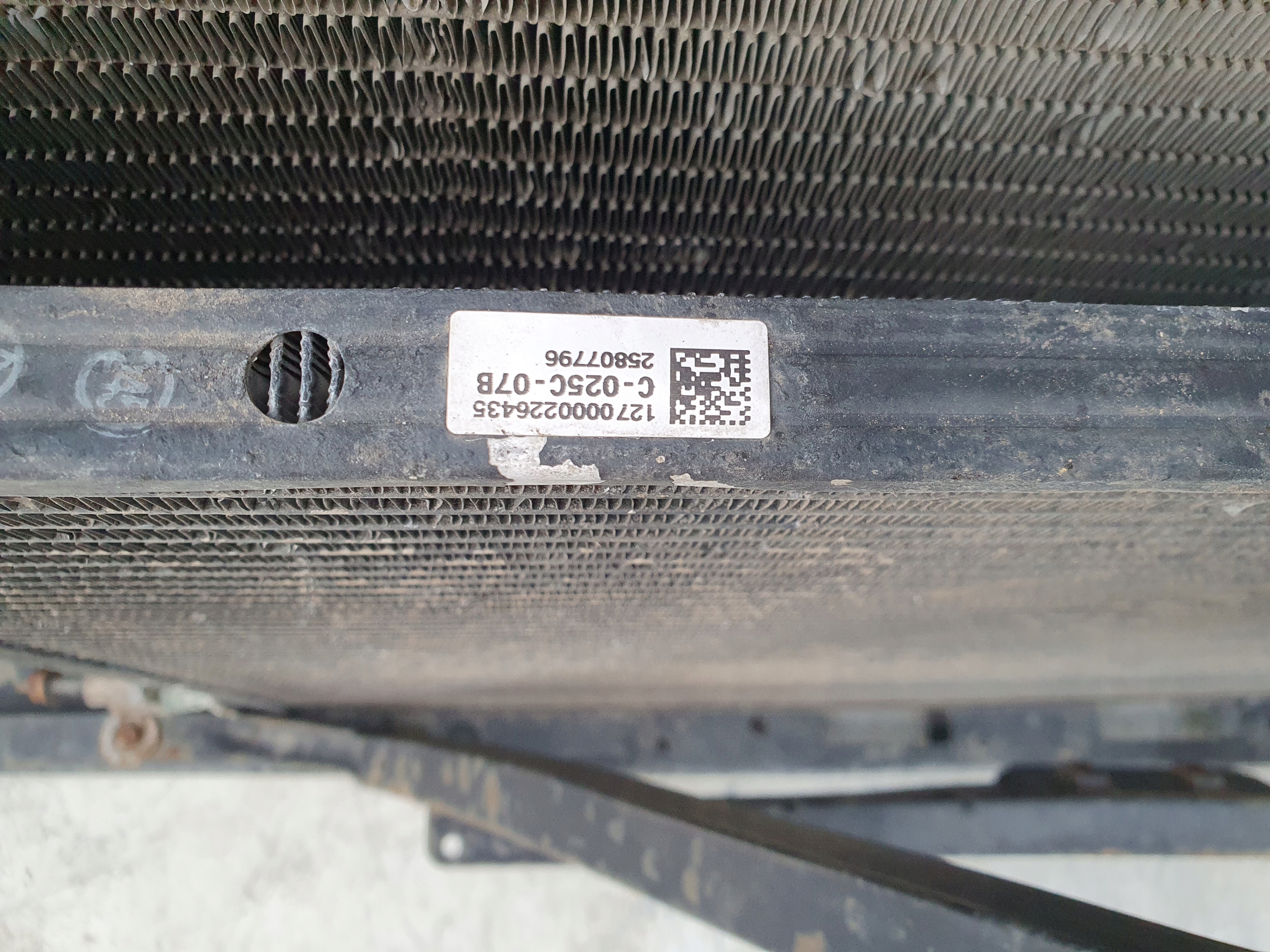 CHEVROLET SILVERADO 5.3 07-014 PREDNE CELO