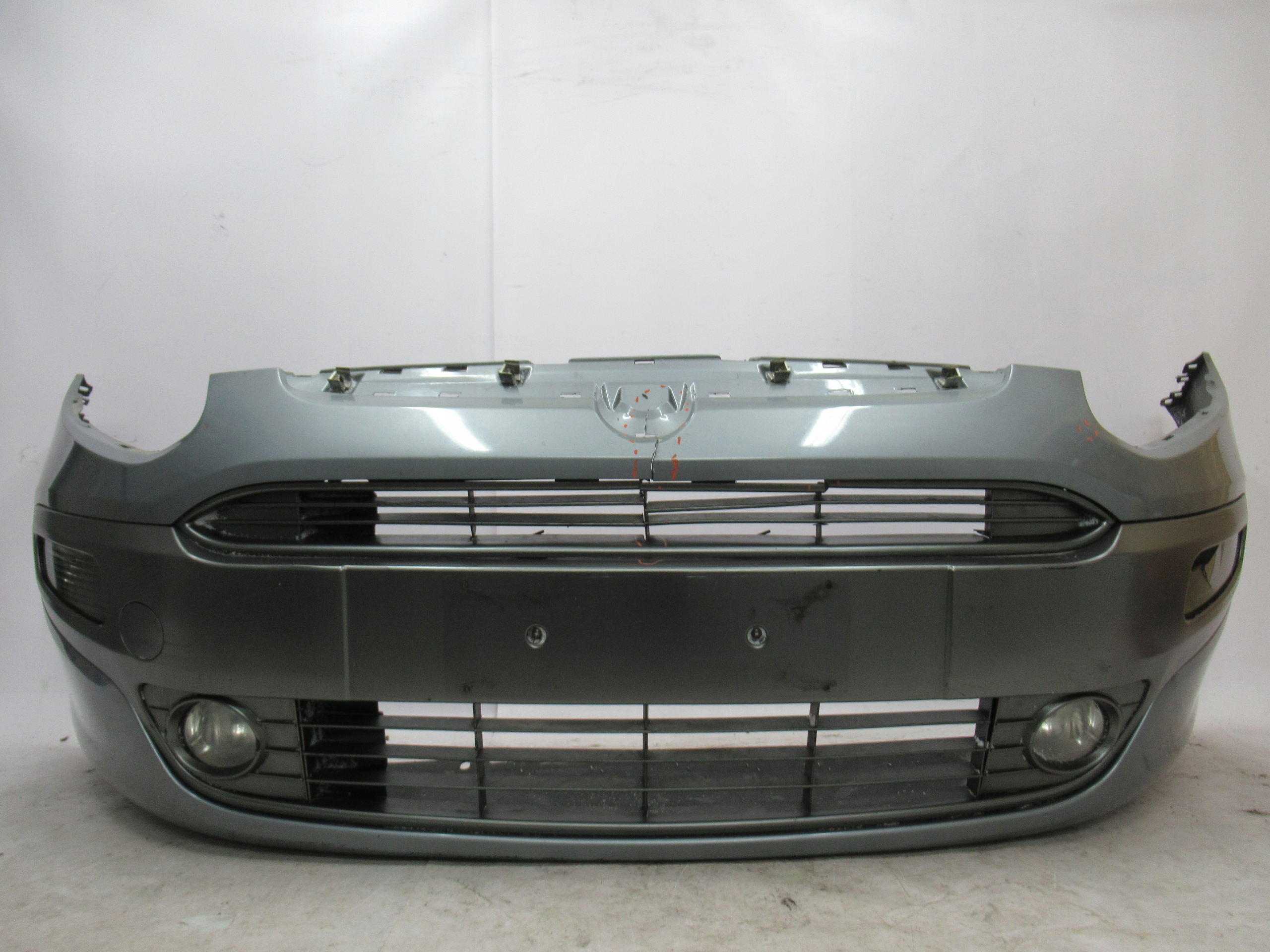 PREDNÝ NÁRAZNÍK FIAT PUNTO EVO