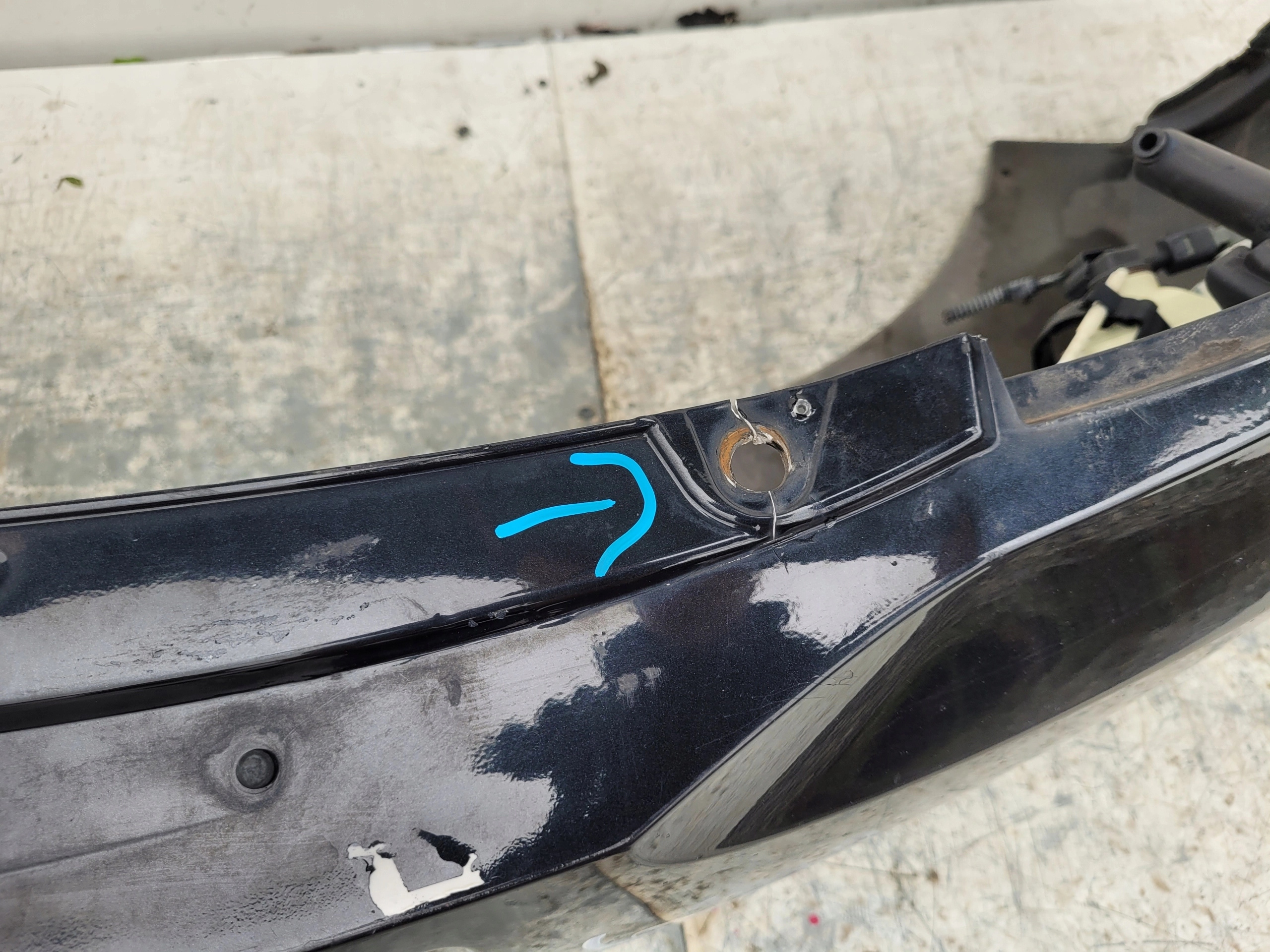 SKODA OCTAVIA II XENON LIFT PREDNÝ NÁRAZNÍK