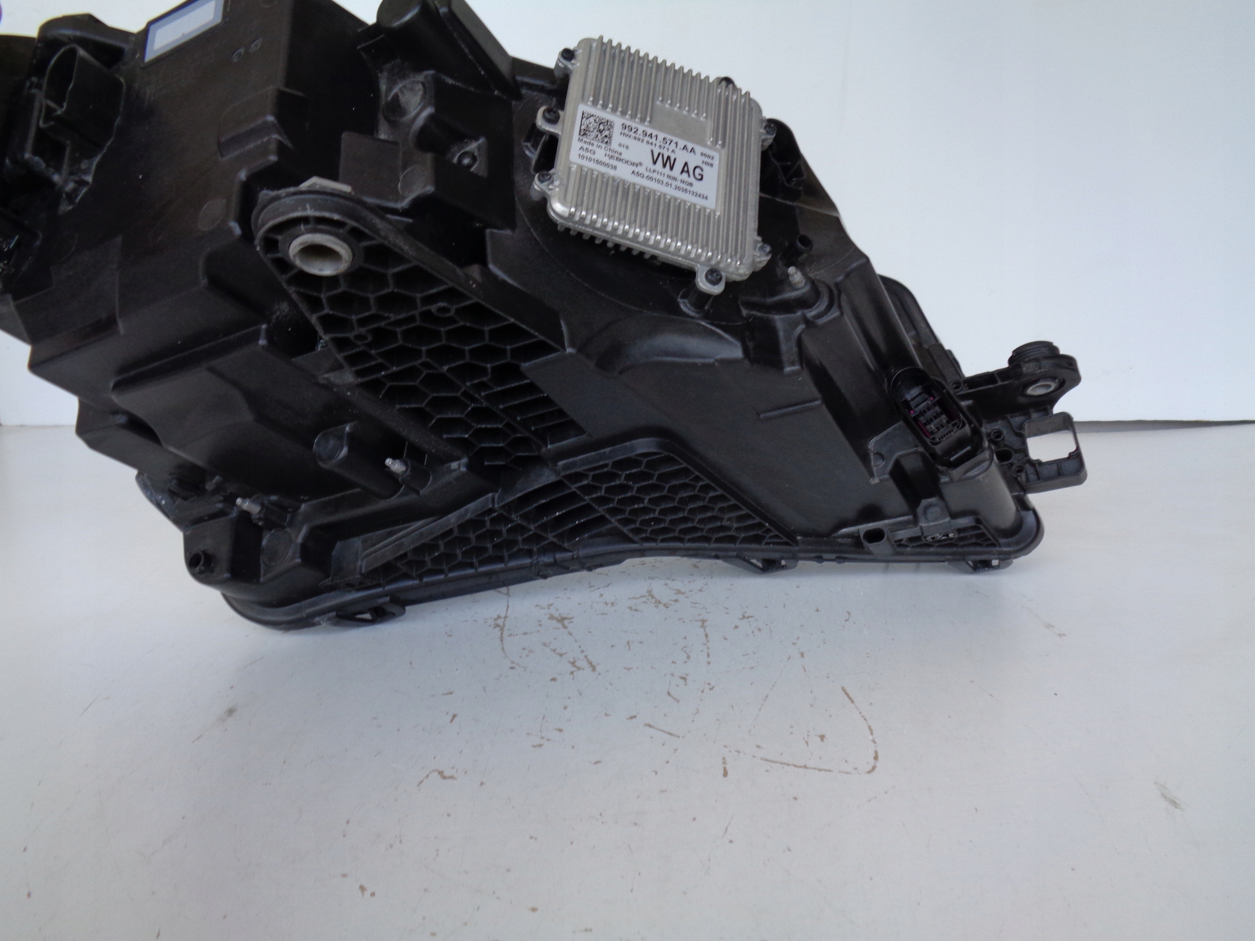 ĽAVÉ SVETLO SKODA SUPERB III 3V 19- LIFT FULL LED