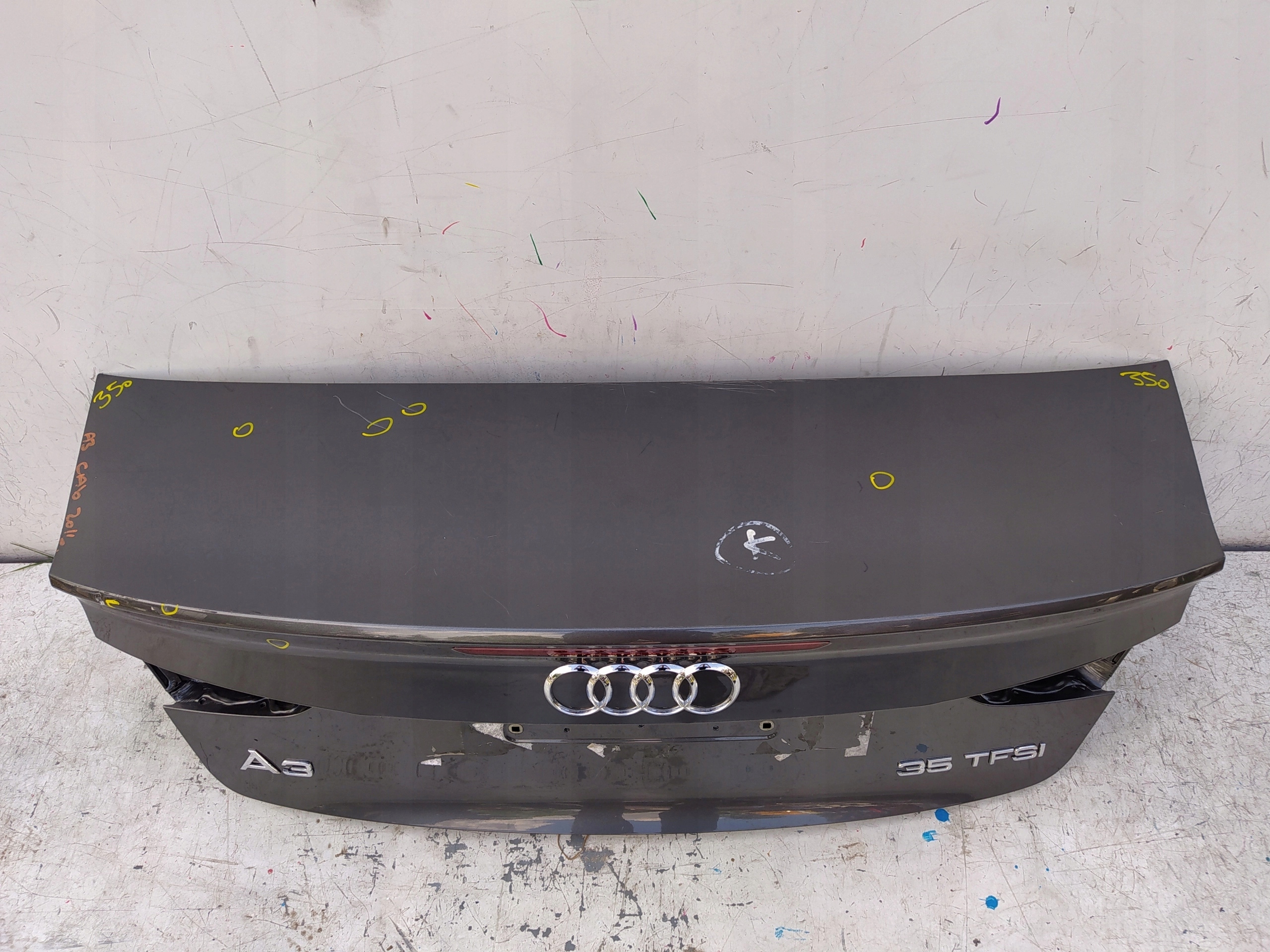 AUDI A3 8V CABRIO LIFT ZADNÁ KAPOTA